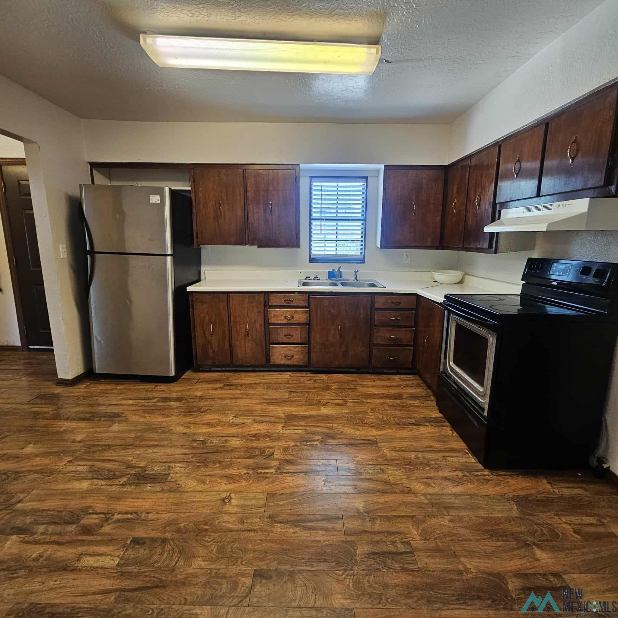 Portales, New Mexico 88130, United States, 3 Bedrooms Bedrooms, ,1 BathroomBathrooms,Residential,Active,204774