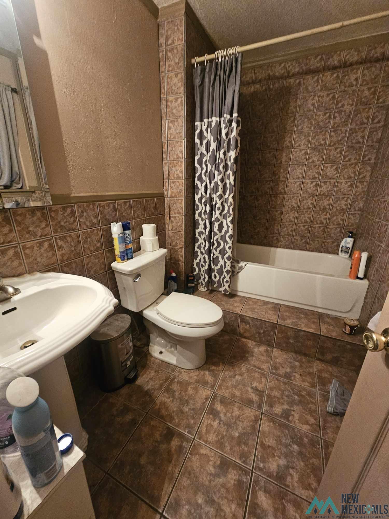 Clovis, New Mexico 88101, United States, 3 Bedrooms Bedrooms, ,2 BathroomsBathrooms,Residential,Pending,66011