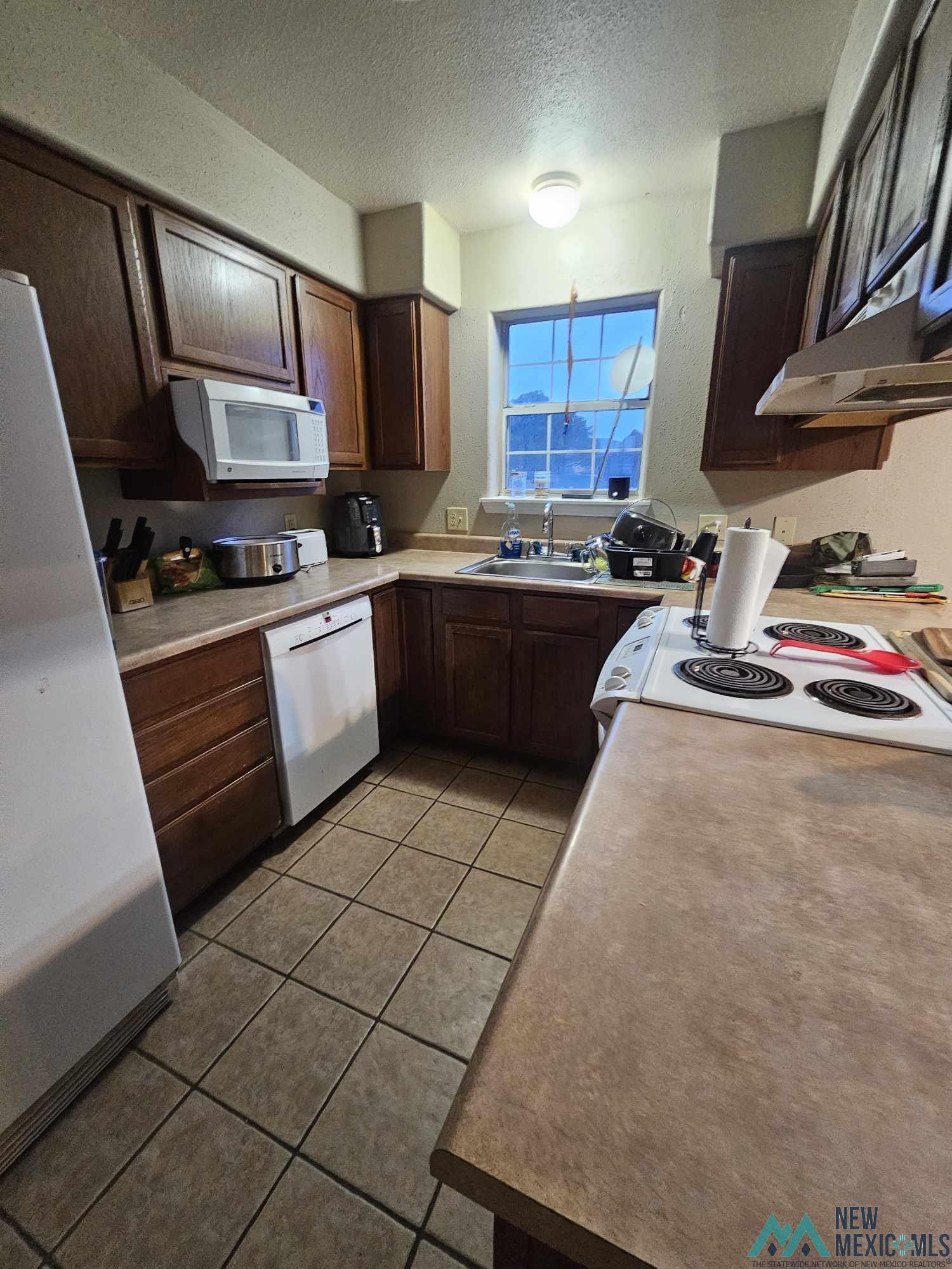 Clovis, New Mexico 88101, United States, 3 Bedrooms Bedrooms, ,2 BathroomsBathrooms,Residential,Pending,66011