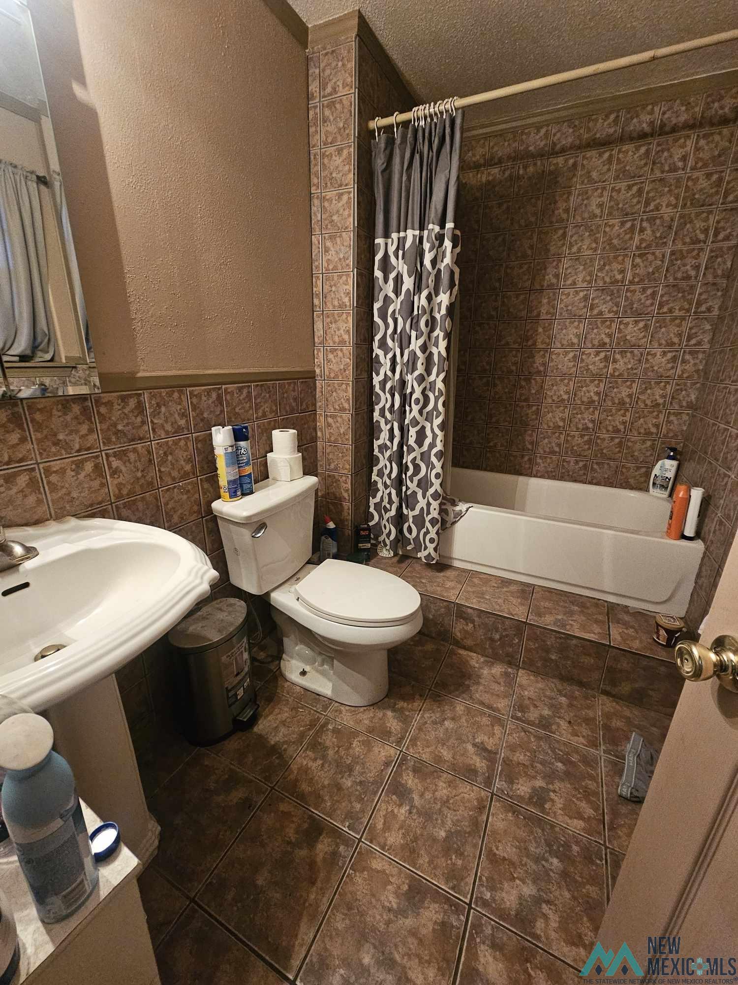 Clovis, New Mexico 88101, United States, 3 Bedrooms Bedrooms, ,2 BathroomsBathrooms,Residential,Pending,66011