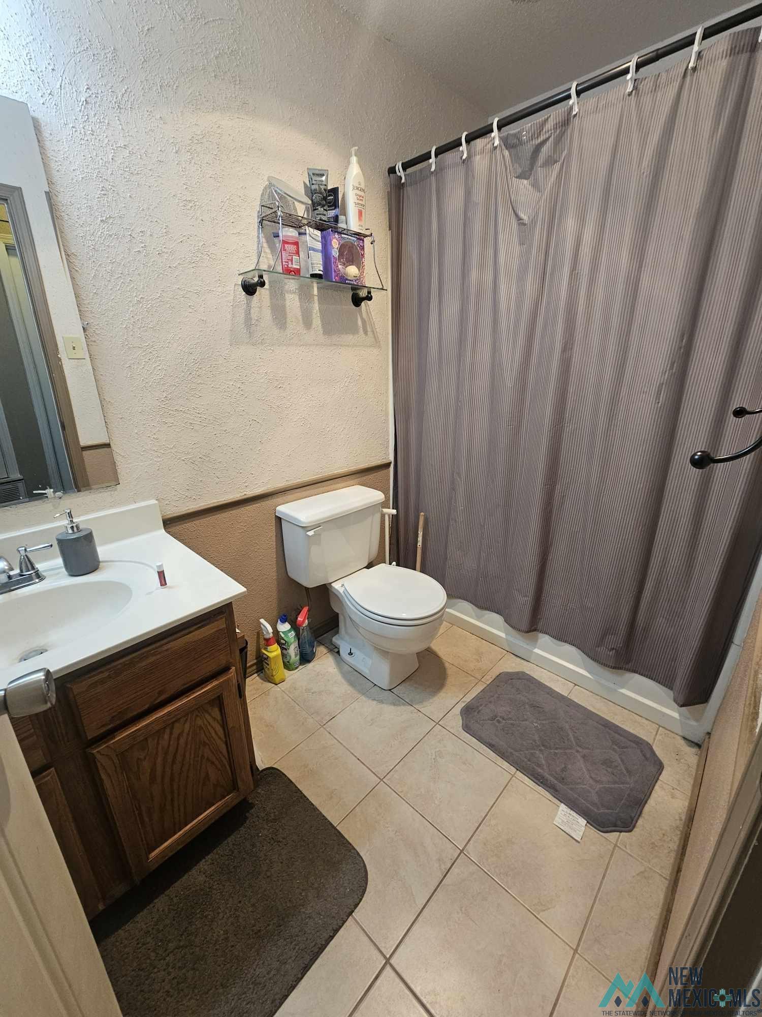 Clovis, New Mexico 88101, United States, 3 Bedrooms Bedrooms, ,2 BathroomsBathrooms,Residential,Pending,66011