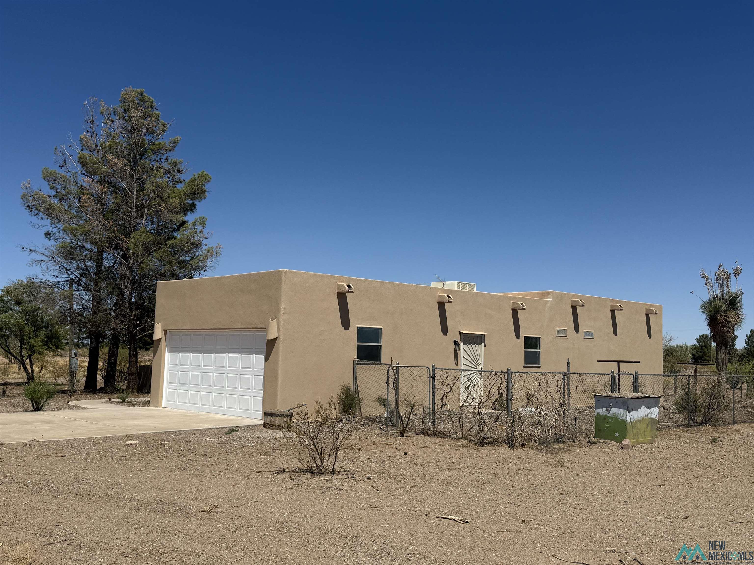 4047 SW Marengo Road, Deming, Texas image 2