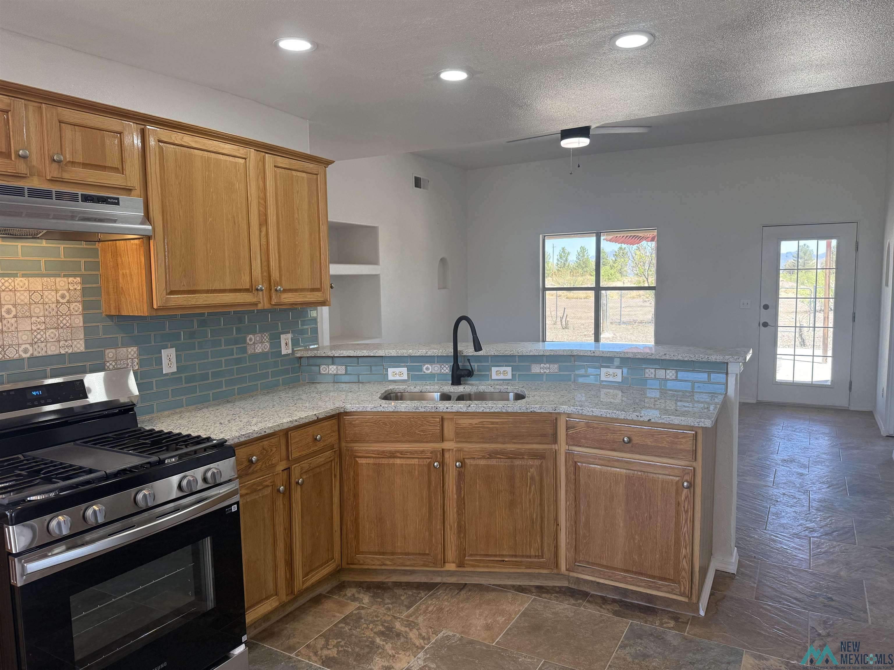 4047 SW Marengo Road, Deming, Texas image 4