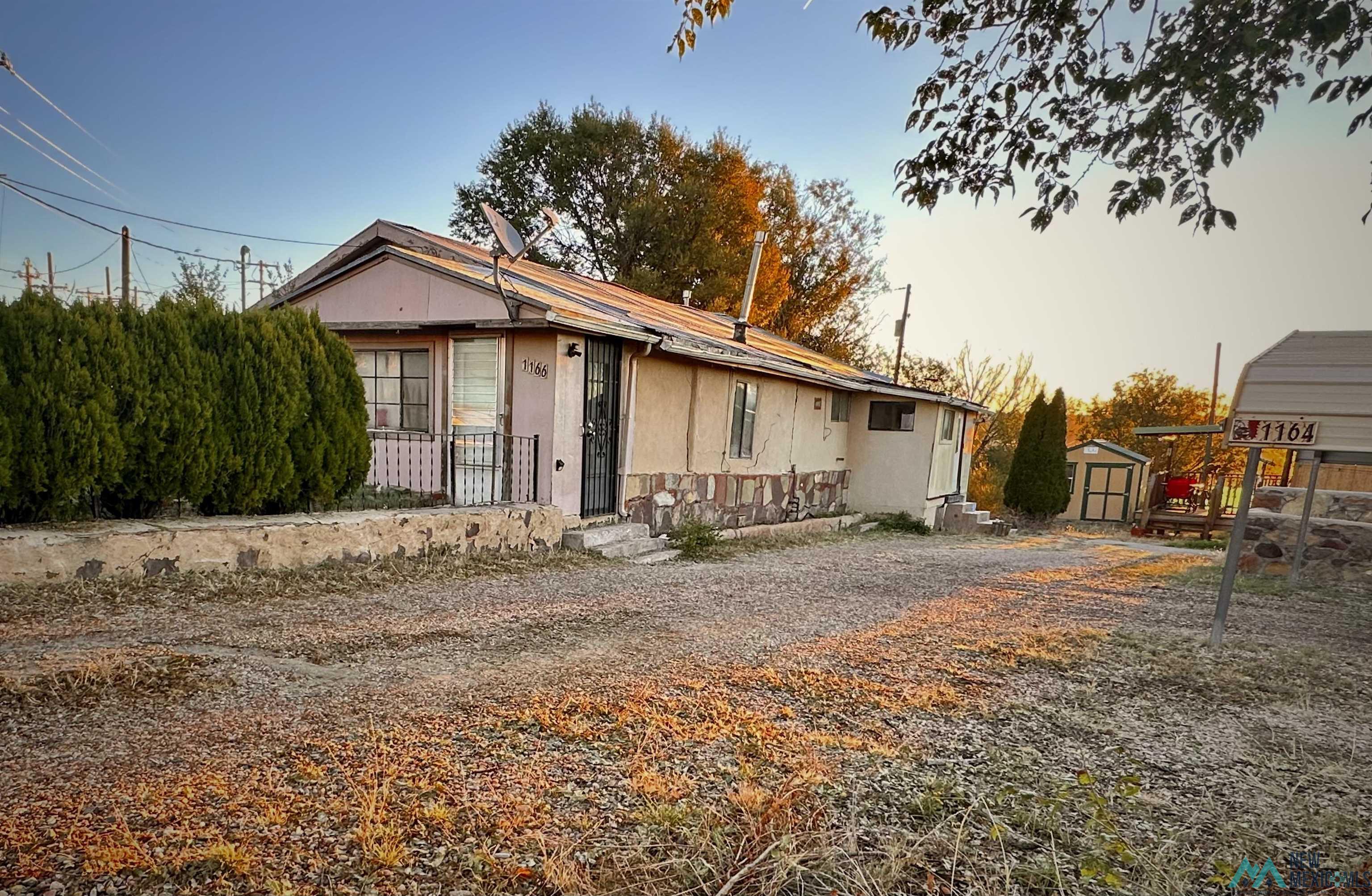 1164 & 1166 Railroad Avenue, Las Vegas, New Mexico image 1