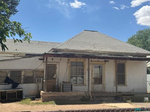 Homes For Sale - 317 W Dallas Avenue<br/> Artesia, NM 88210