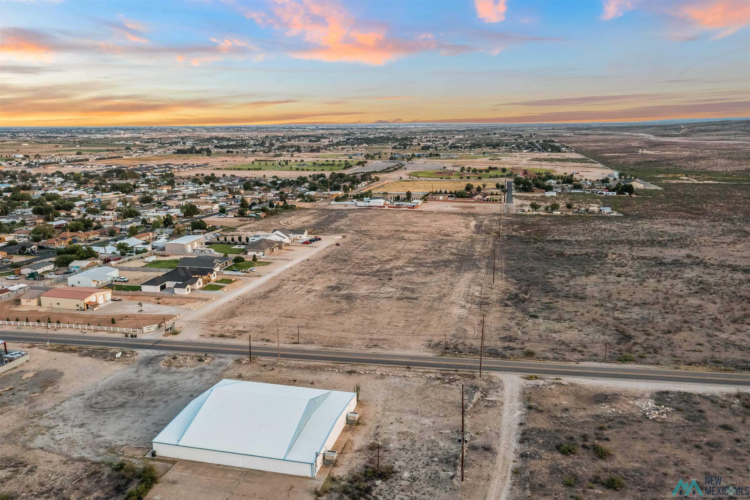 204 W Doporto Street, Carlsbad, Texas image 8