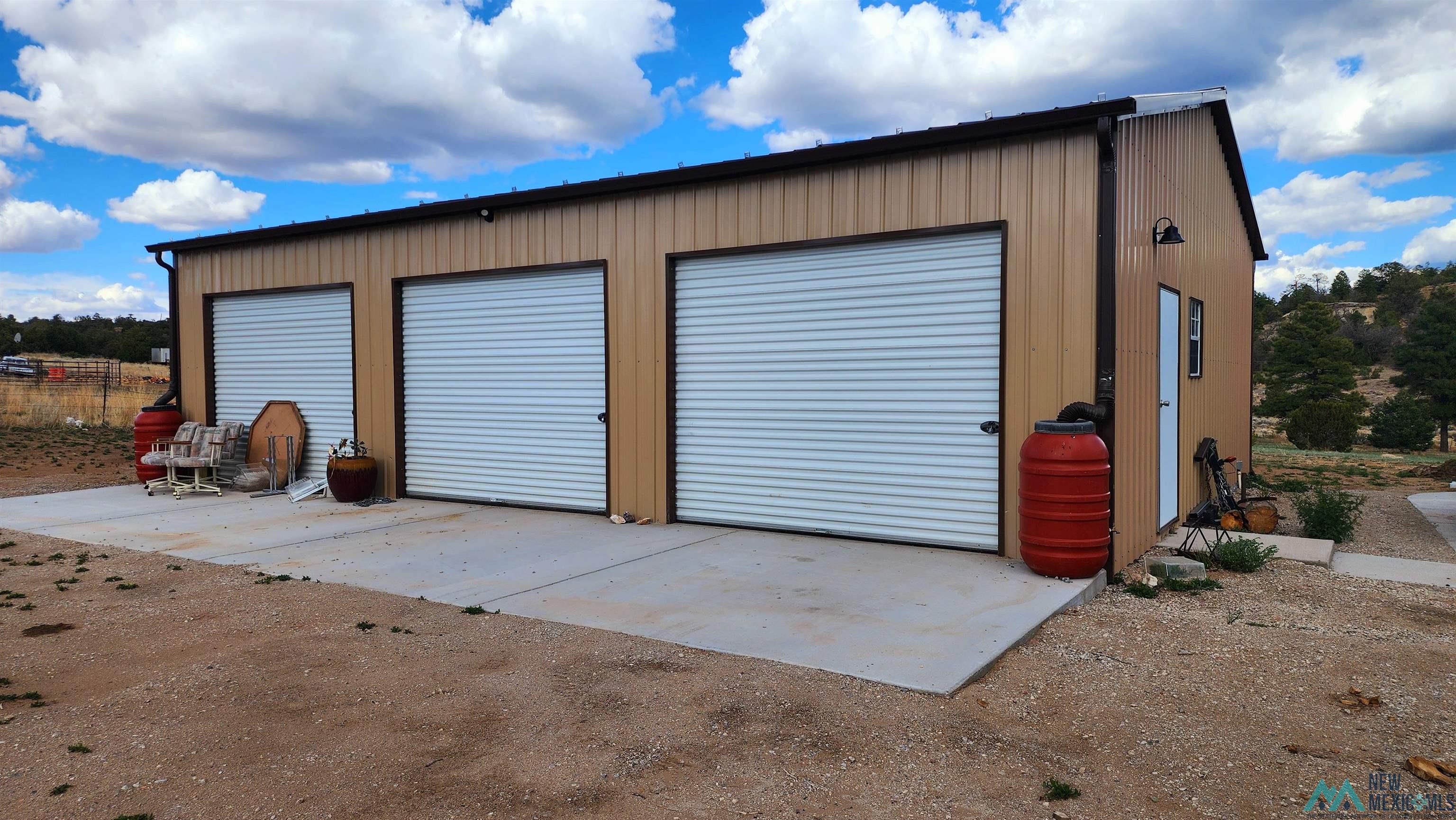 325 E Pinehaven Road, Vanderwagen, Texas image 24