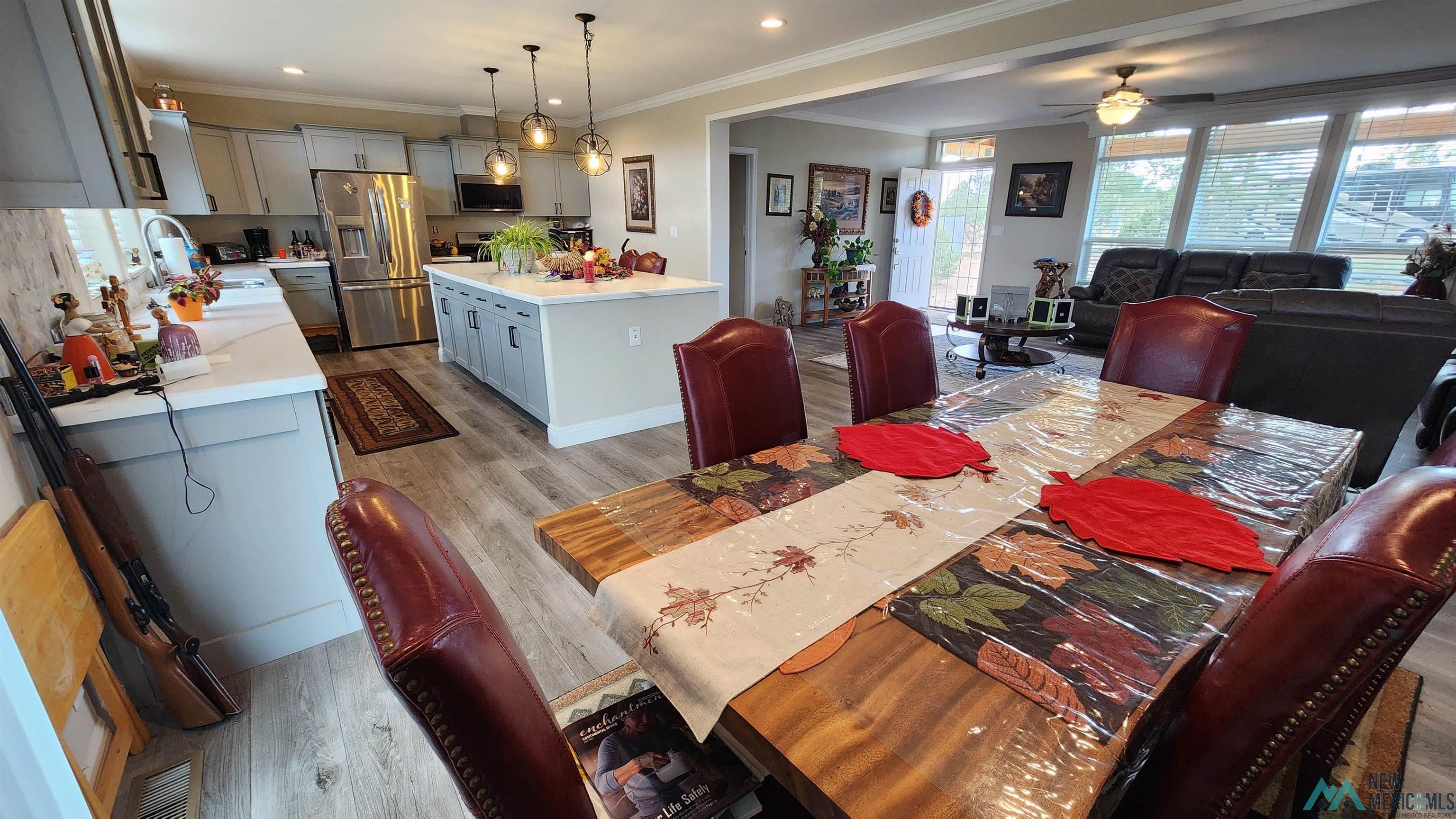 325 E Pinehaven Road, Vanderwagen, Texas image 8