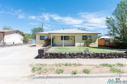 Homes For Sale - 820 Truman Avenue<br/> Grants, NM 87020