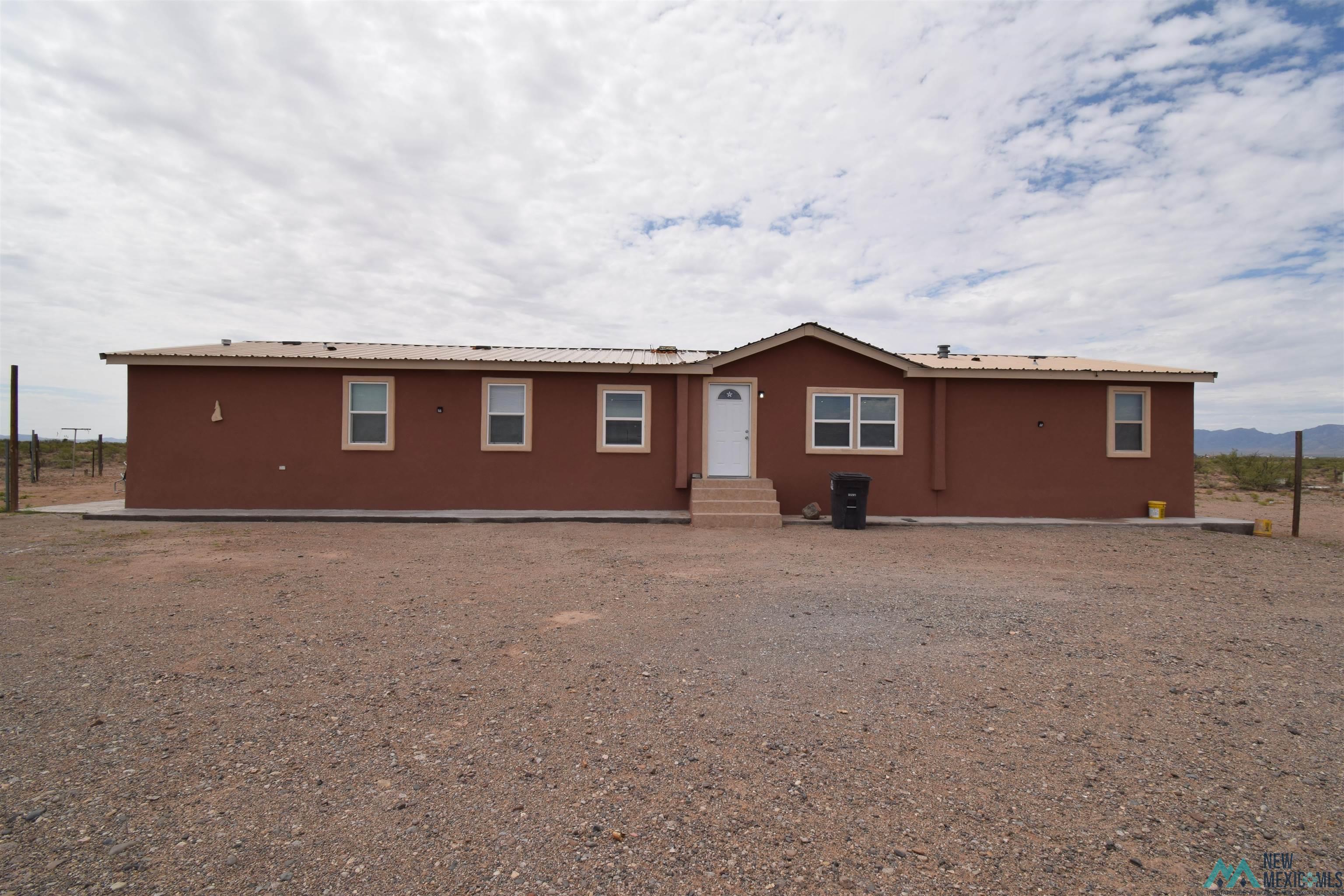 20850 Camilon Rd Se Rd, Deming, New Mexico image 2