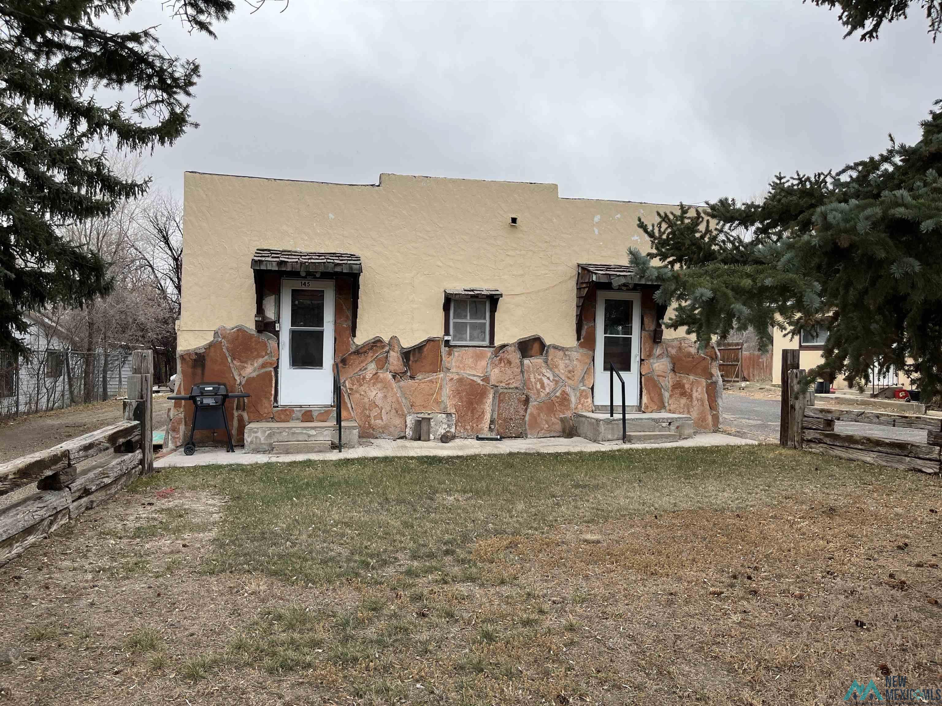 145 Frances Avenue, Raton, New Mexico image 1