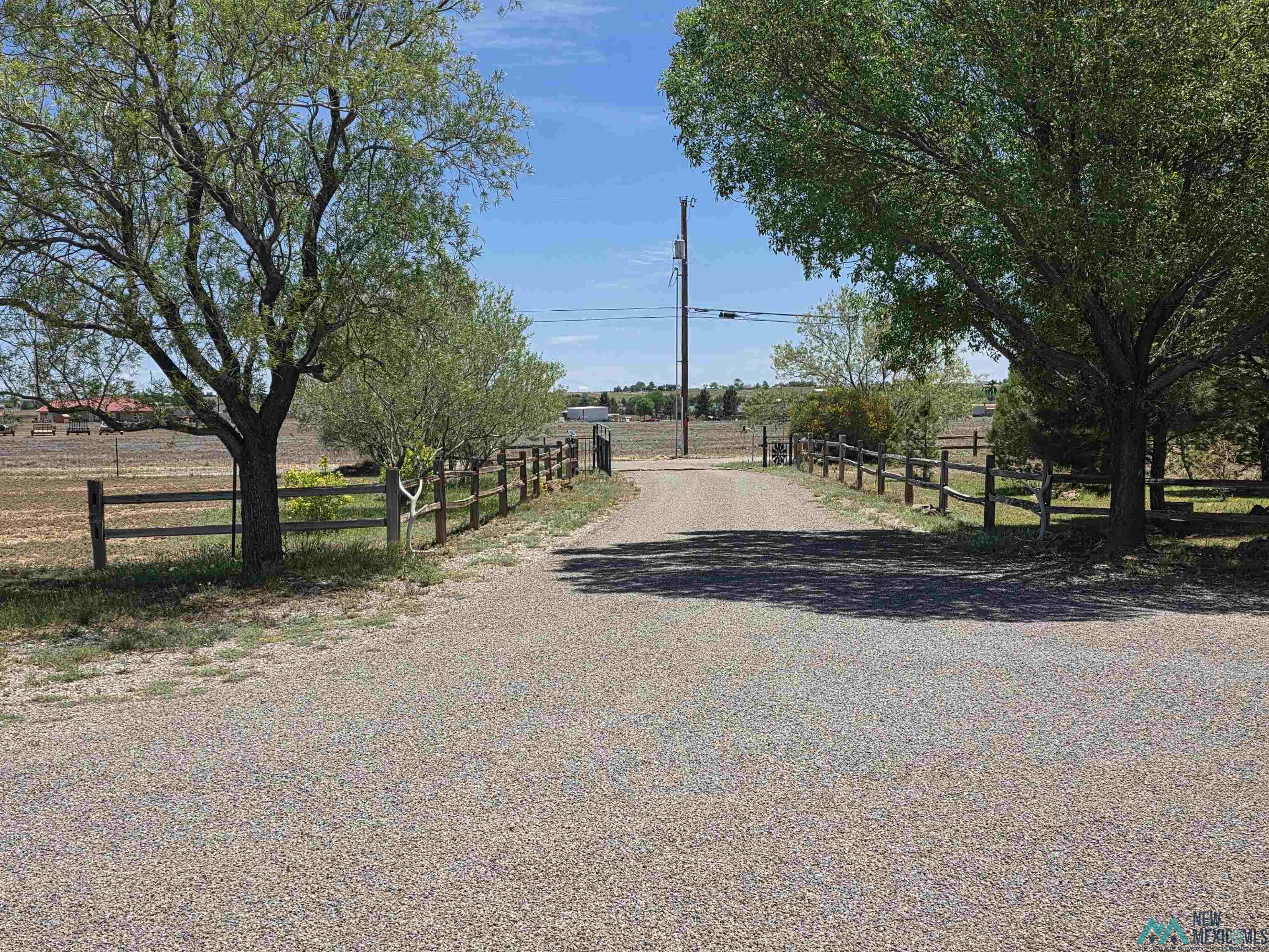 5216 Beargrass Road, Roswell, Texas image 7