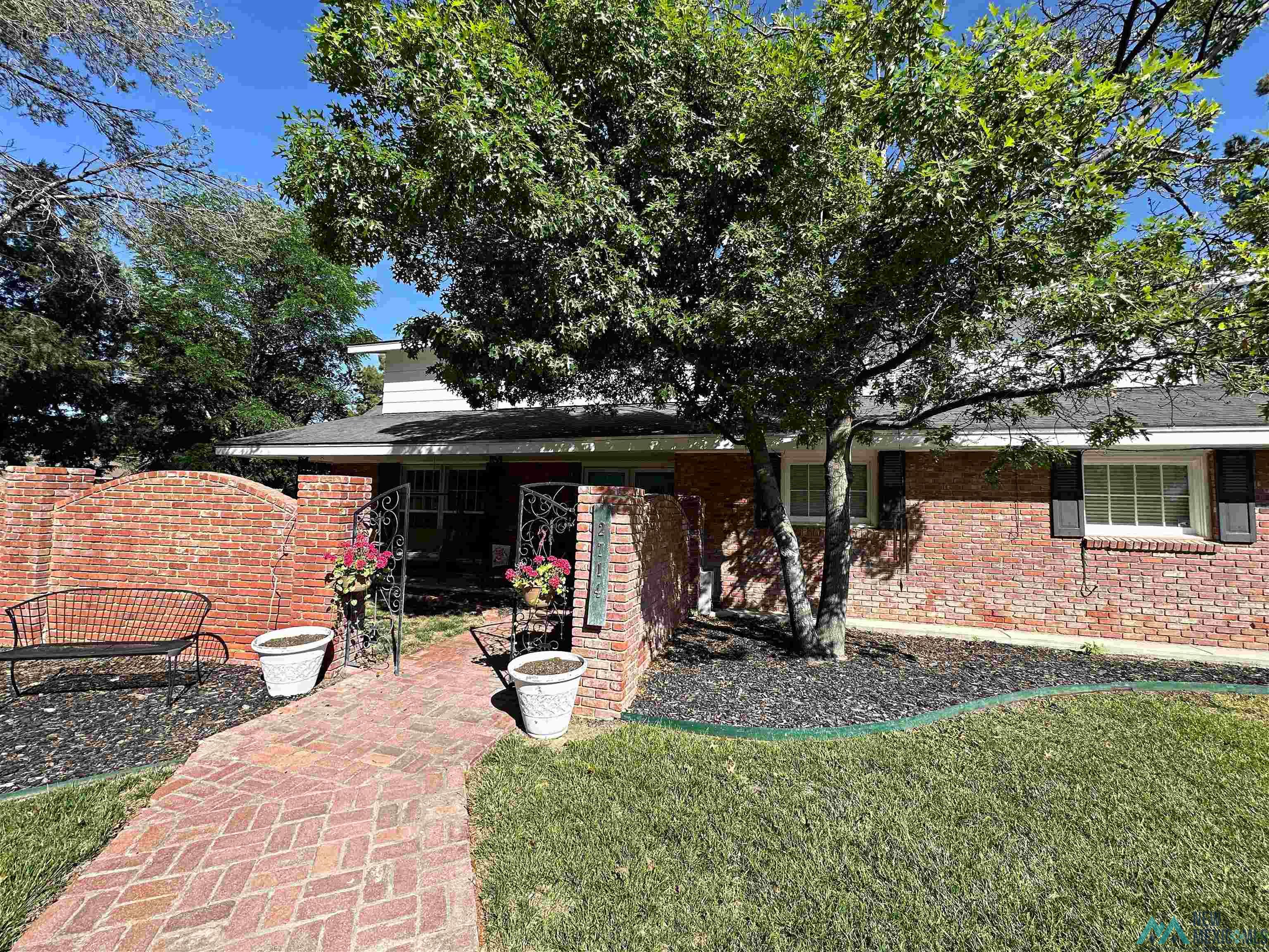 2714 Chrysler Drive, Roswell, New Mexico image 3