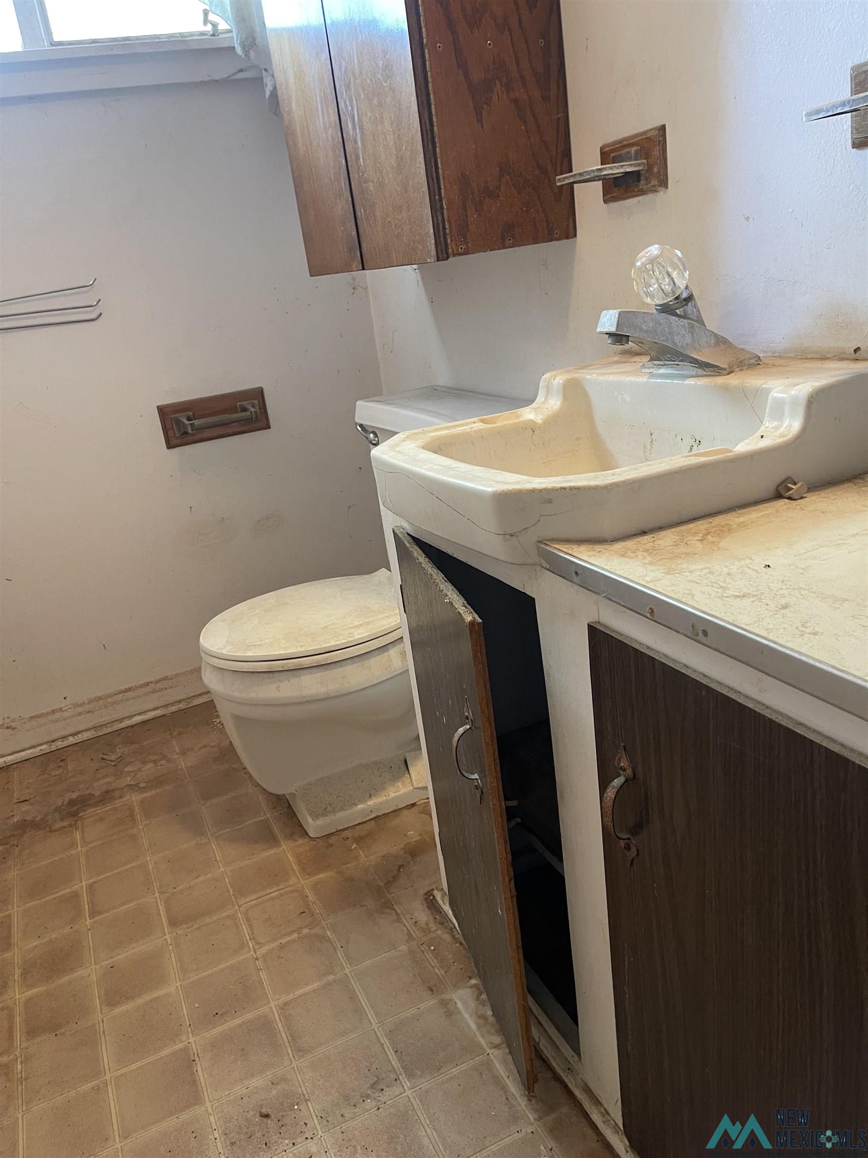 2313 Mountain Drive, Carlsbad, Texas image 11