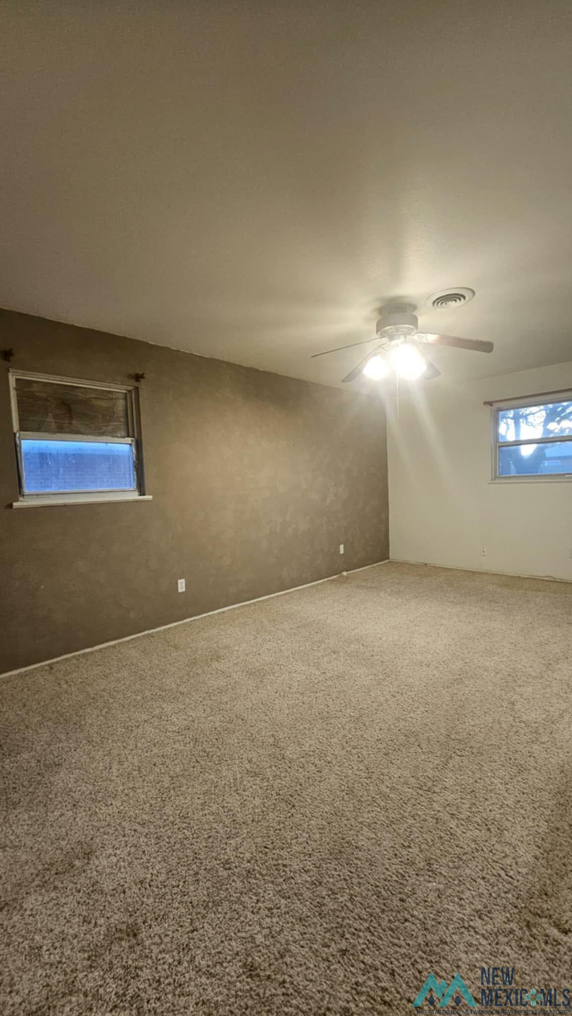 Clovis, New Mexico 88101, United States, 3 Bedrooms Bedrooms, ,2 BathroomsBathrooms,Residential,Active,254260