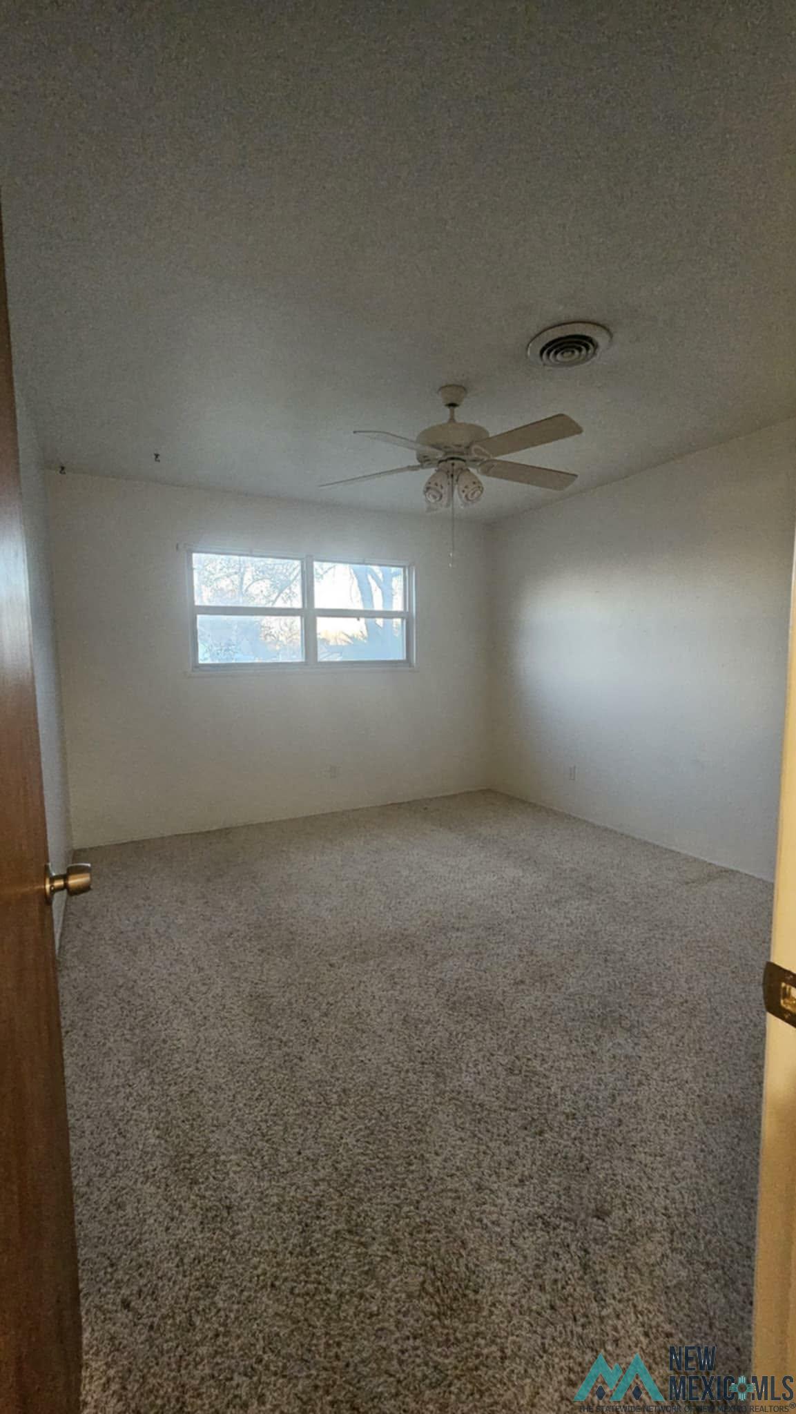 Clovis, New Mexico 88101, United States, 3 Bedrooms Bedrooms, ,2 BathroomsBathrooms,Residential,Active,254260