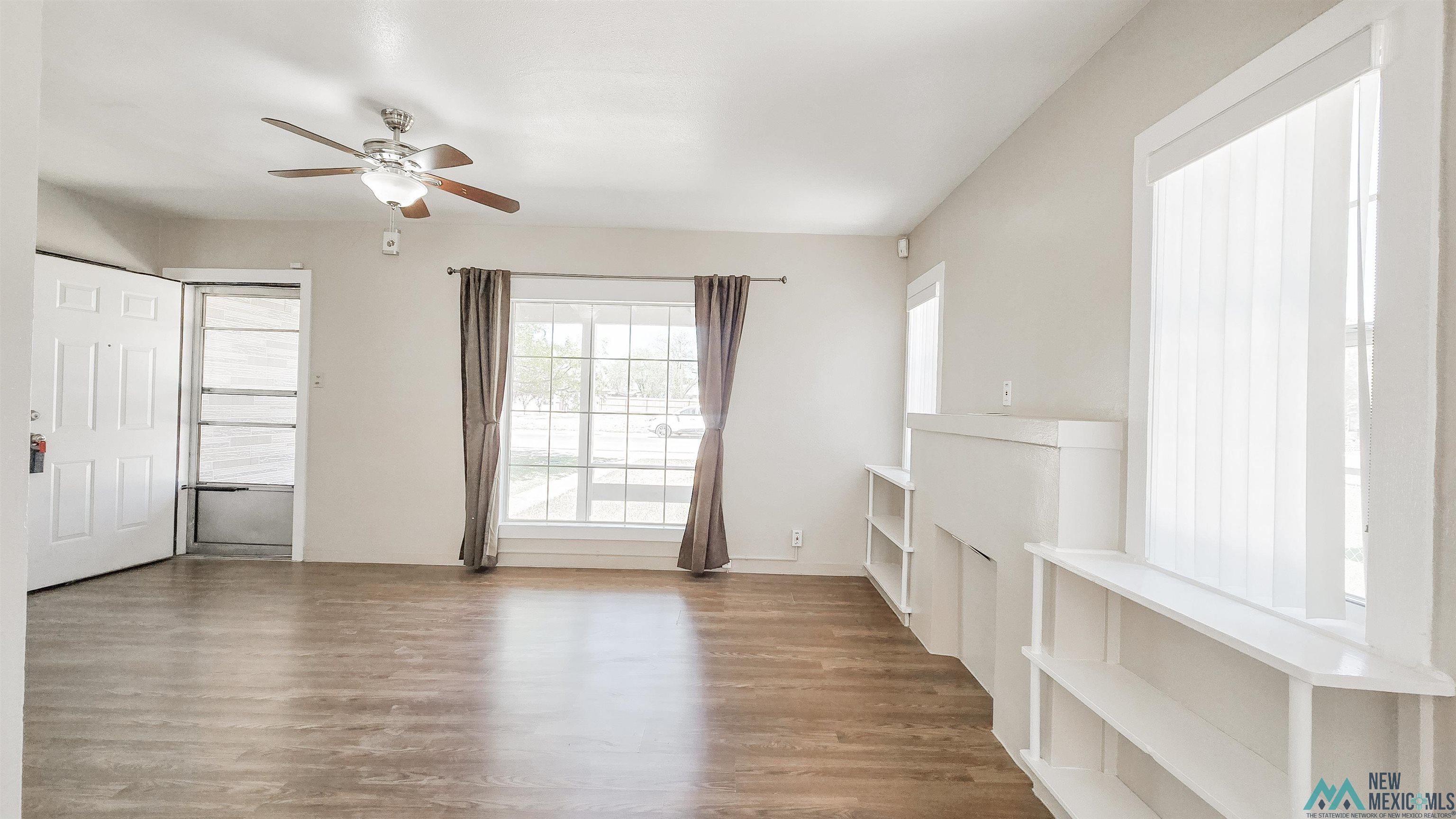 1302 W 7th Street, Roswell, Texas image 5