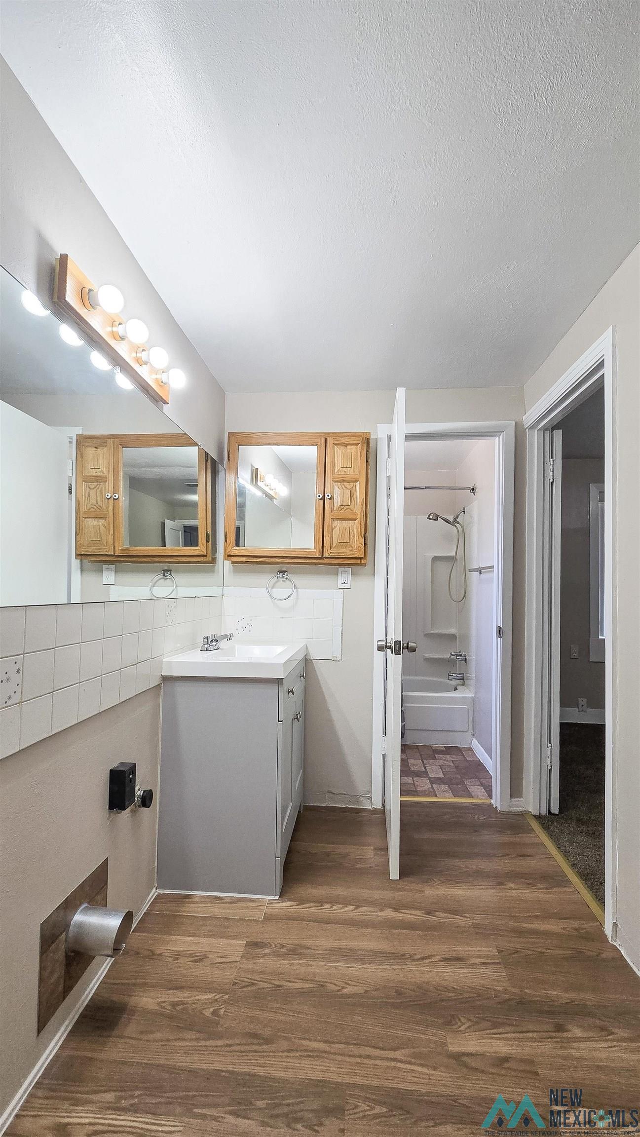 1302 W 7th Street, Roswell, Texas image 26