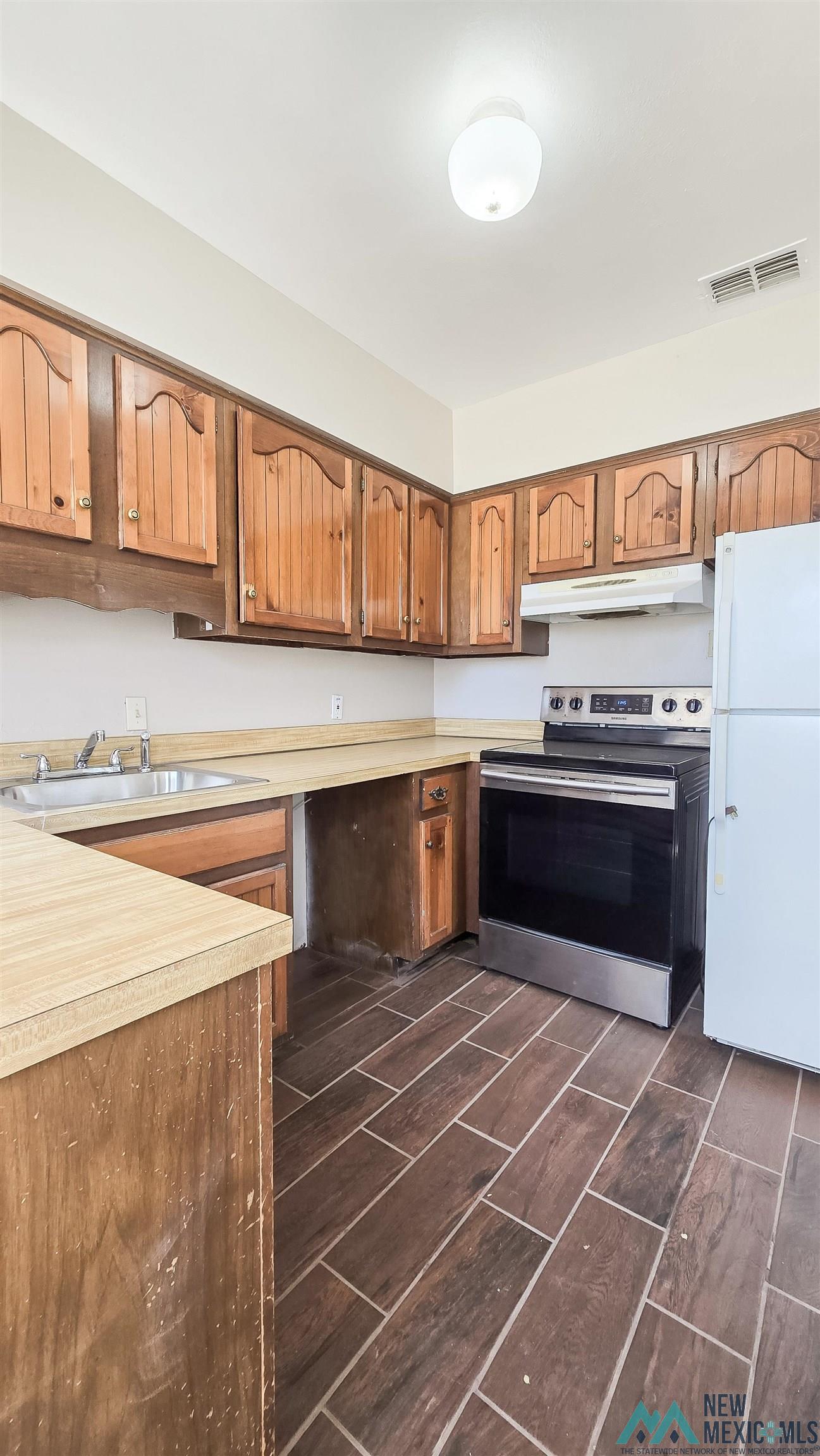 1302 W 7th Street, Roswell, Texas image 13