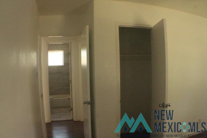 907 W Summit Street, Roswell, Texas image 14
