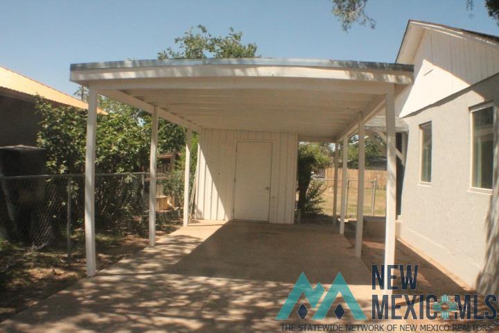 907 W Summit Street, Roswell, Texas image 20