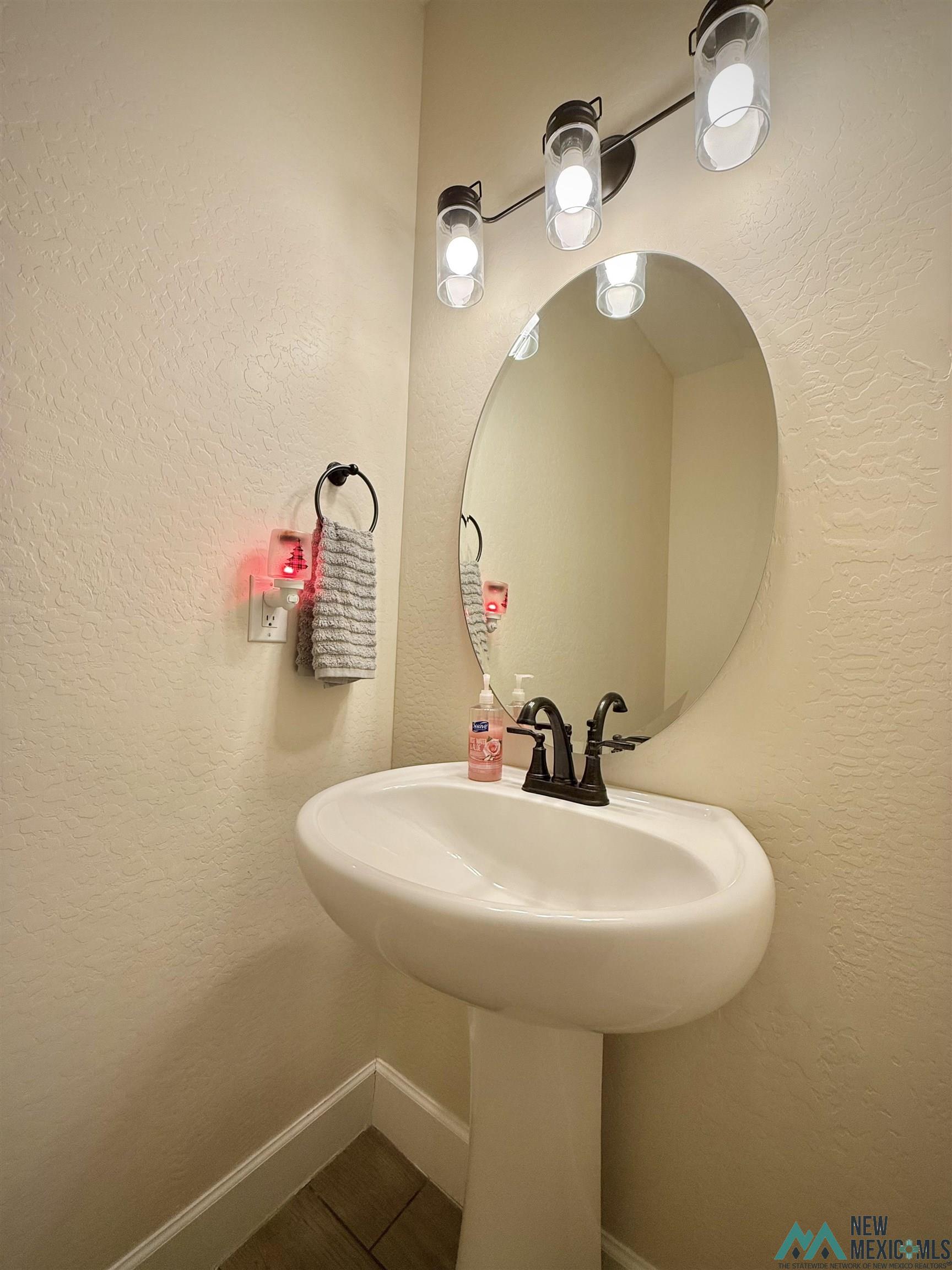 4917 W King Kelly Road, Hobbs, New Mexico image 18