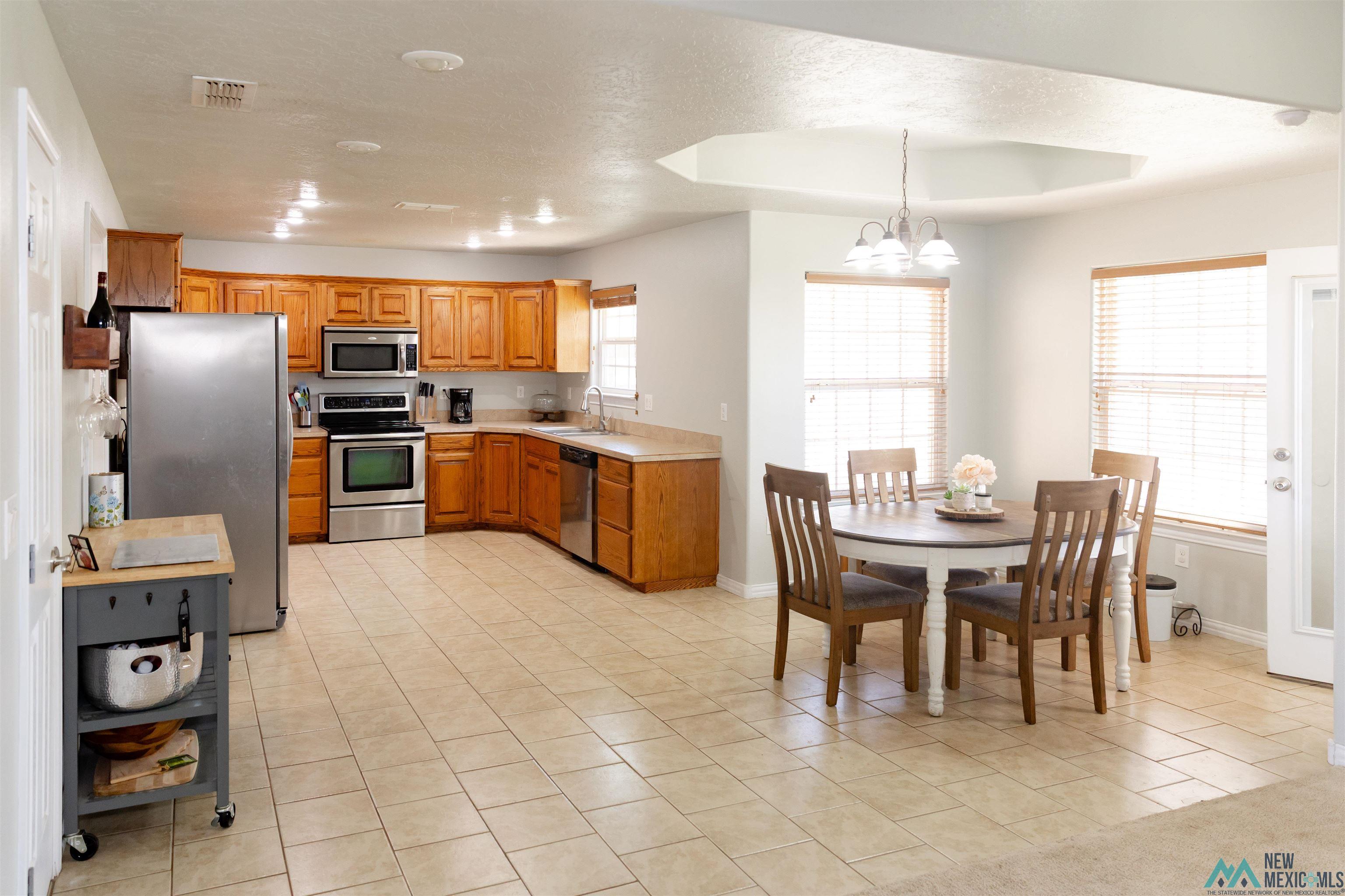 2209 W Reese Drive, Clovis, Texas image 10