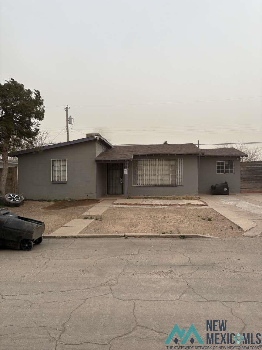 51 W Wells Street, Roswell, Texas image 1