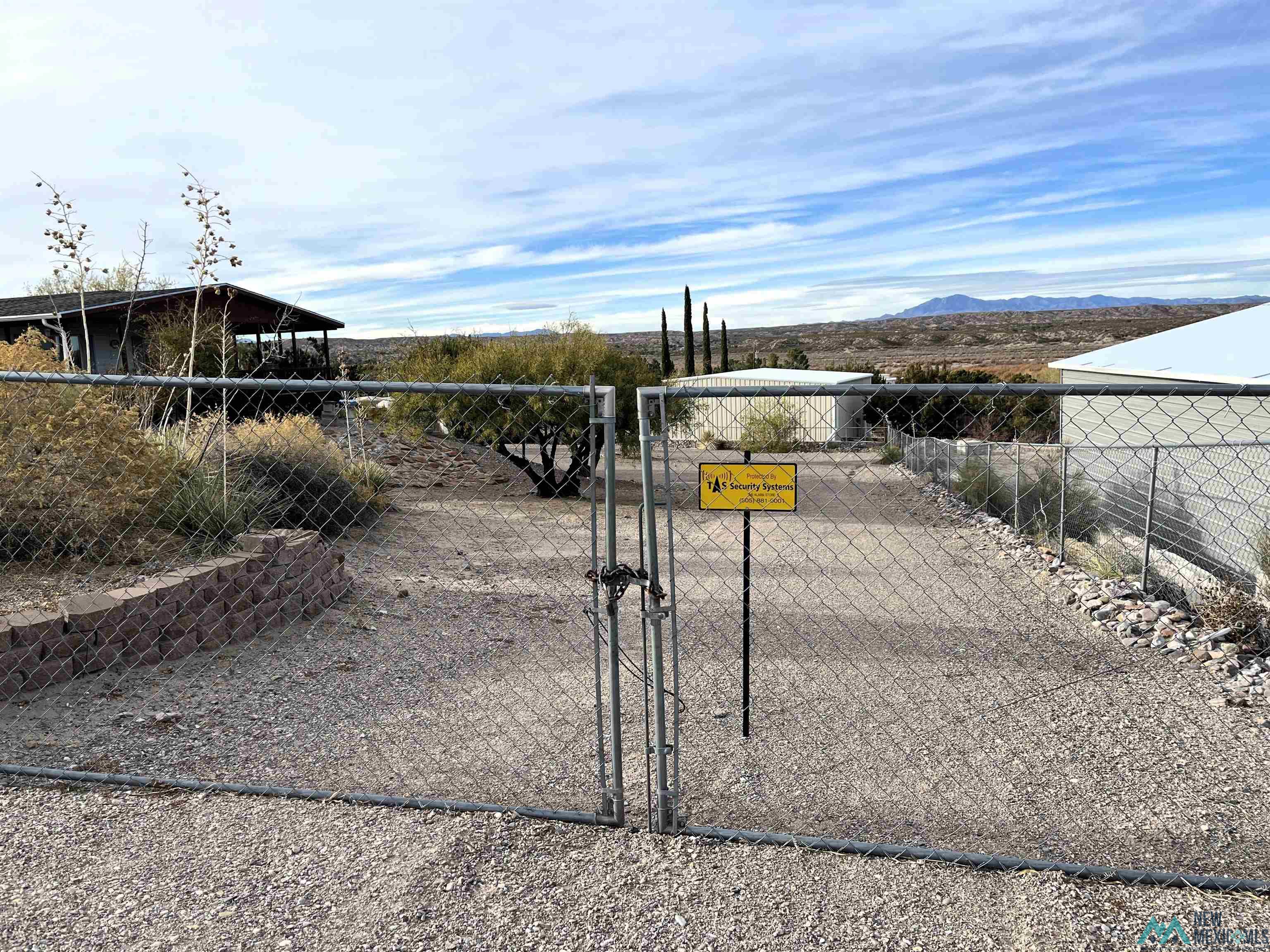 303 Hot Springs Road, Elephant Butte, New Mexico image 16