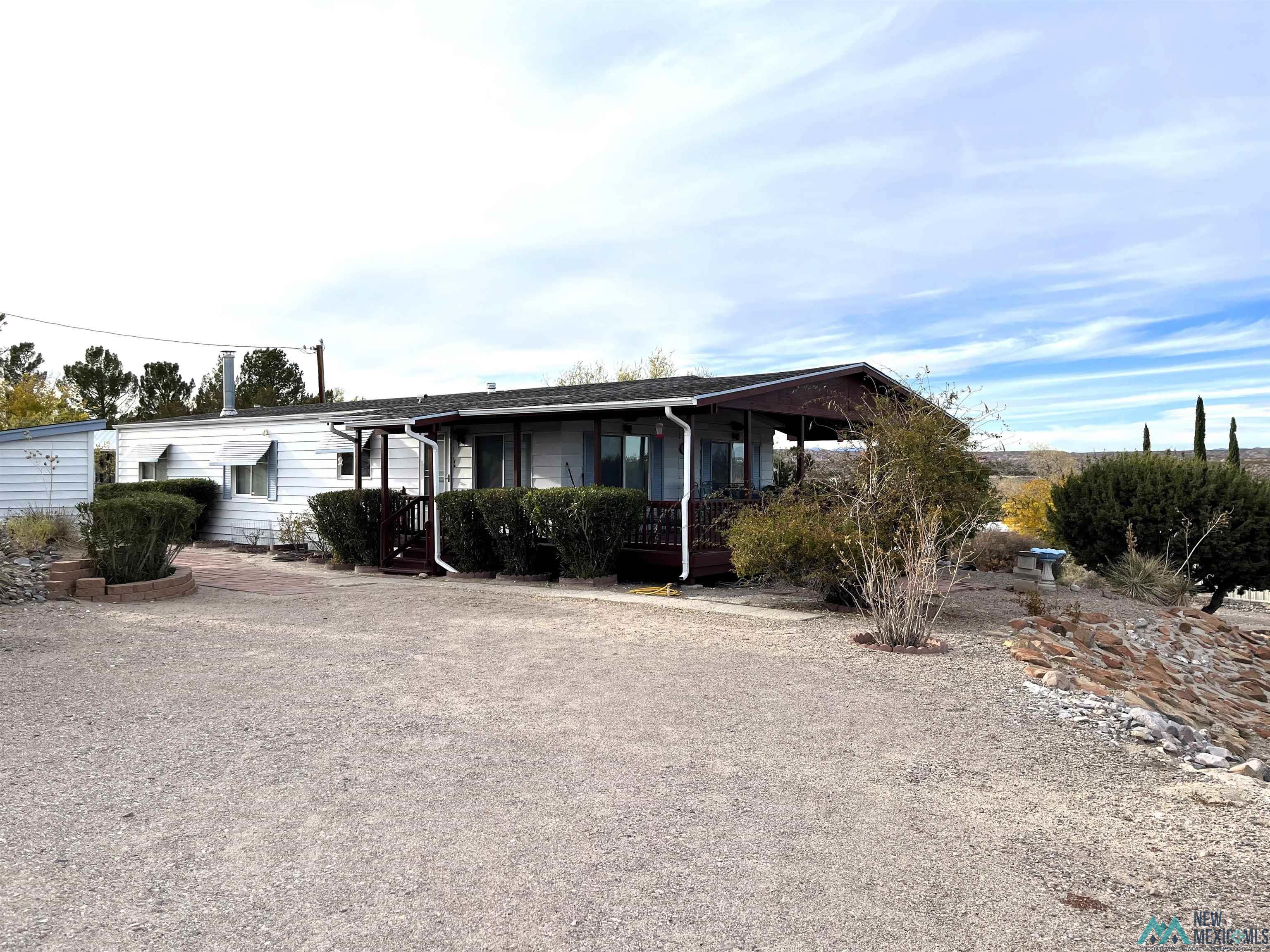 303 Hot Springs Road, Elephant Butte, New Mexico image 19