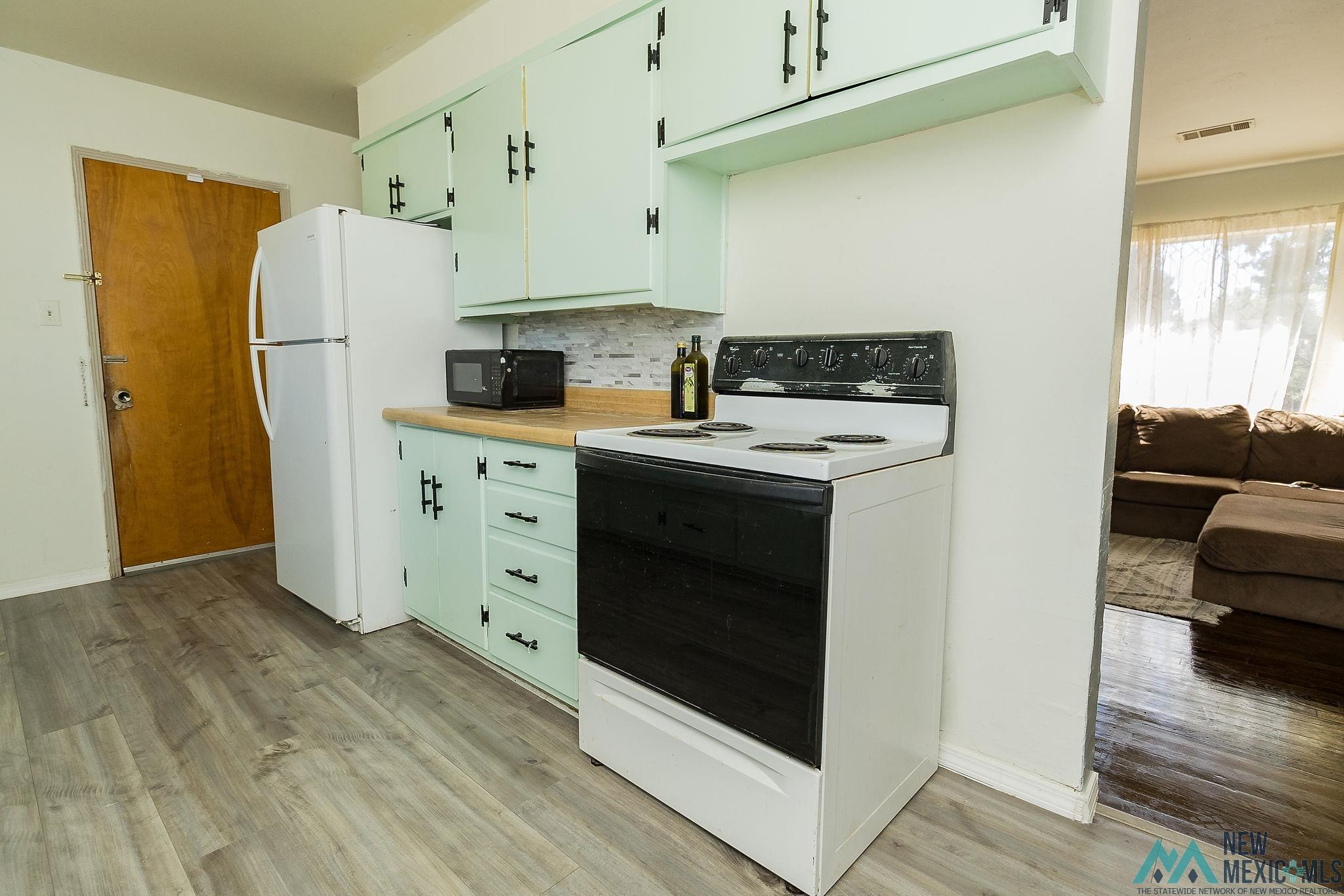 Clovis, New Mexico 88101, United States, 4 Bedrooms Bedrooms, ,2 BathroomsBathrooms,Residential,Active,43103