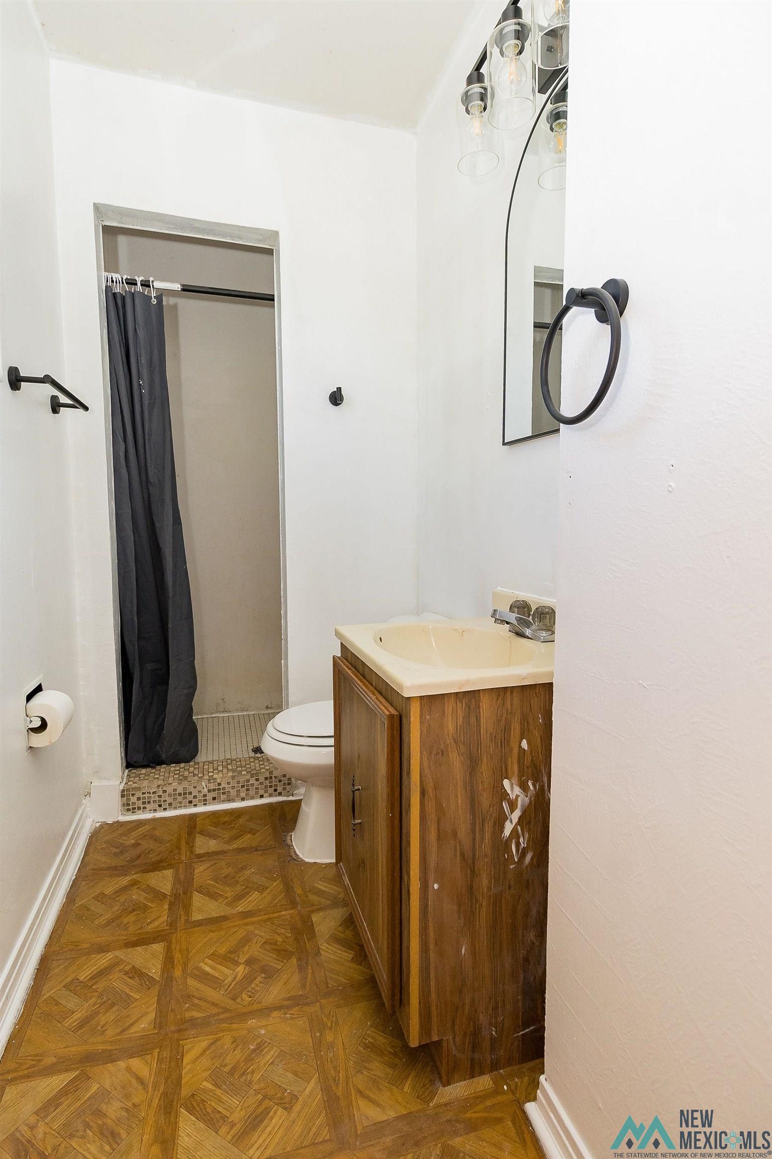 Clovis, New Mexico 88101, United States, 4 Bedrooms Bedrooms, ,2 BathroomsBathrooms,Residential,Active,43103