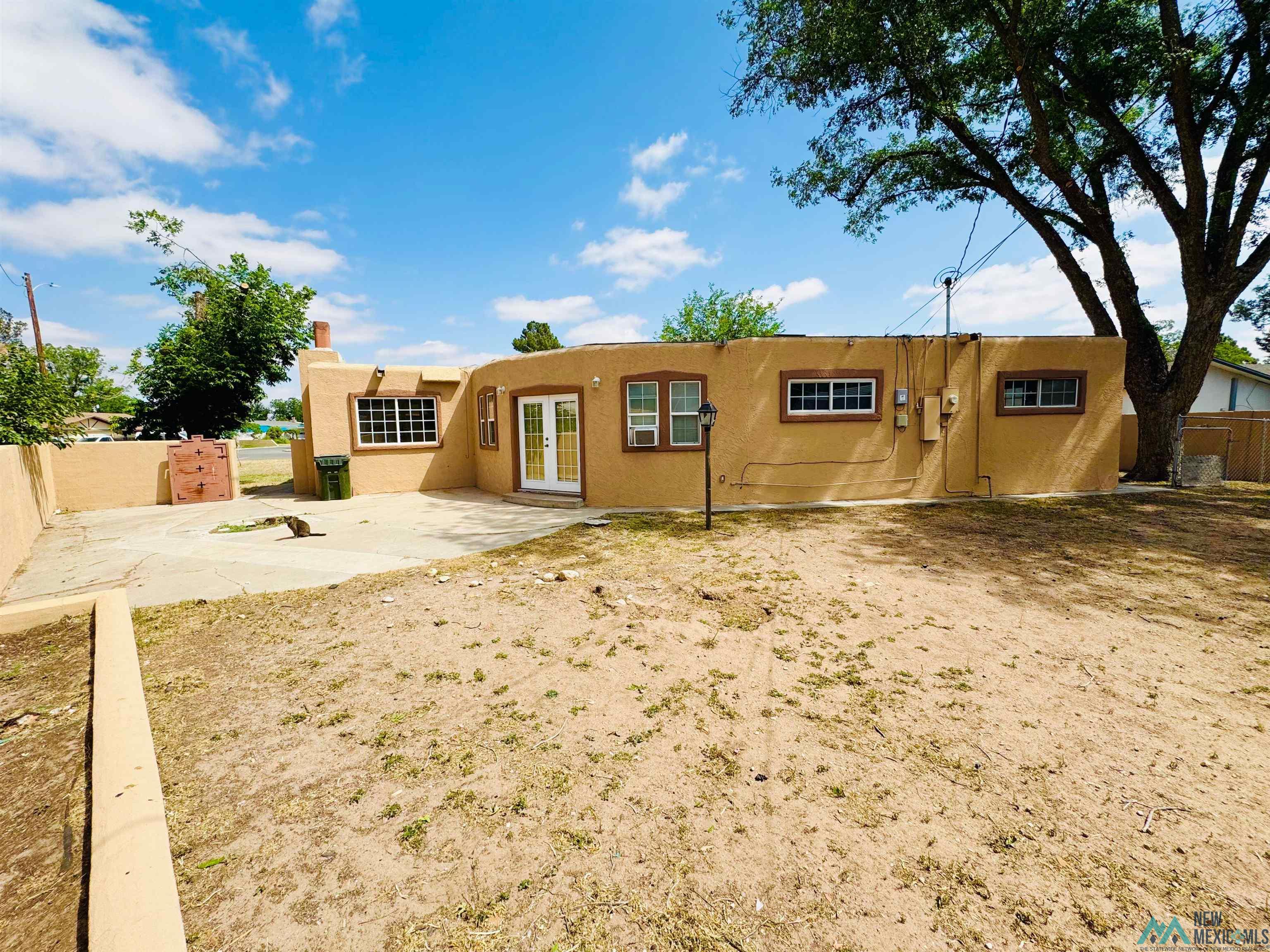 1421 N Country Circle, Carlsbad, Texas image 23