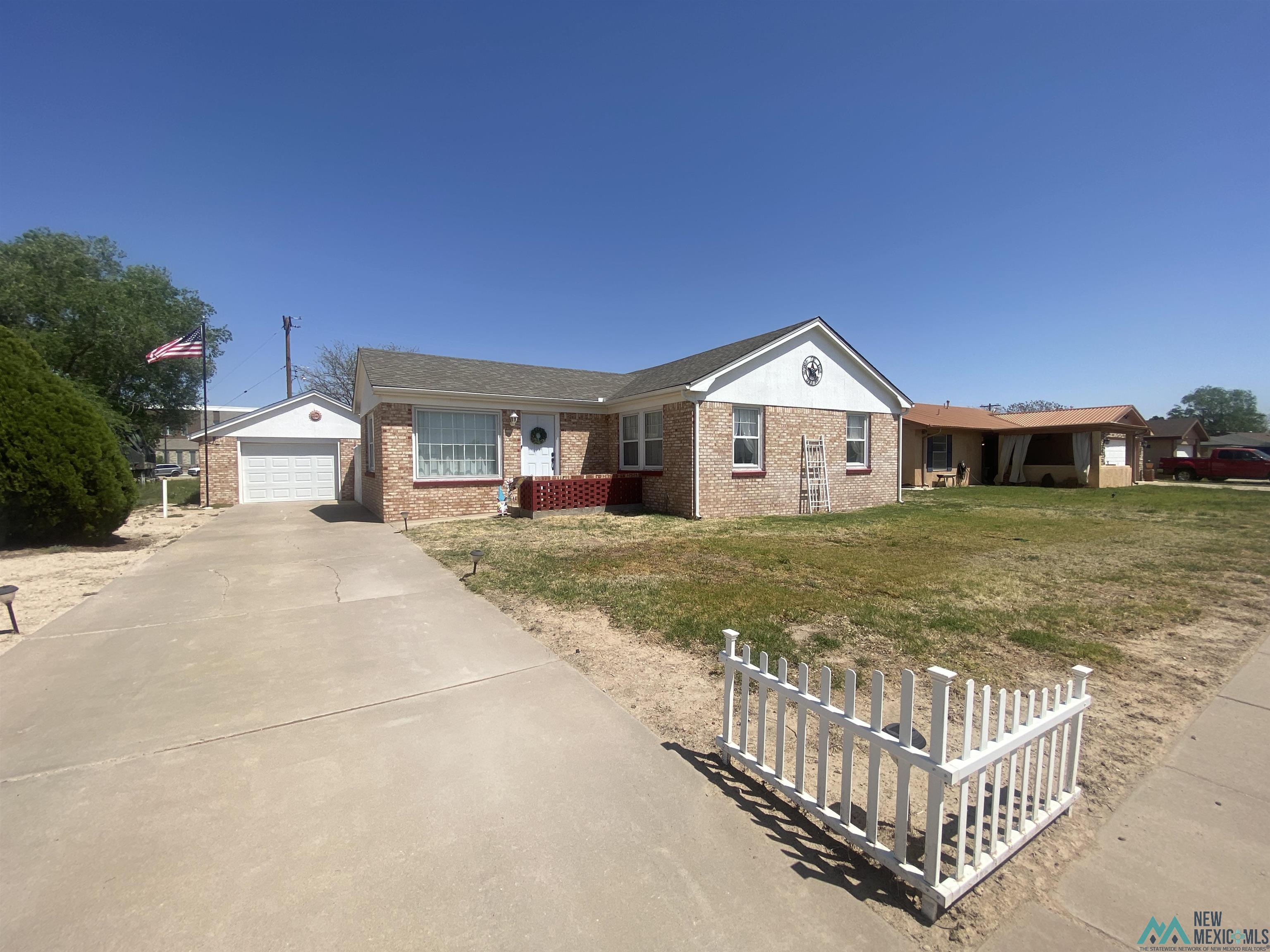803 Hermosa Drive, Roswell, Texas image 1