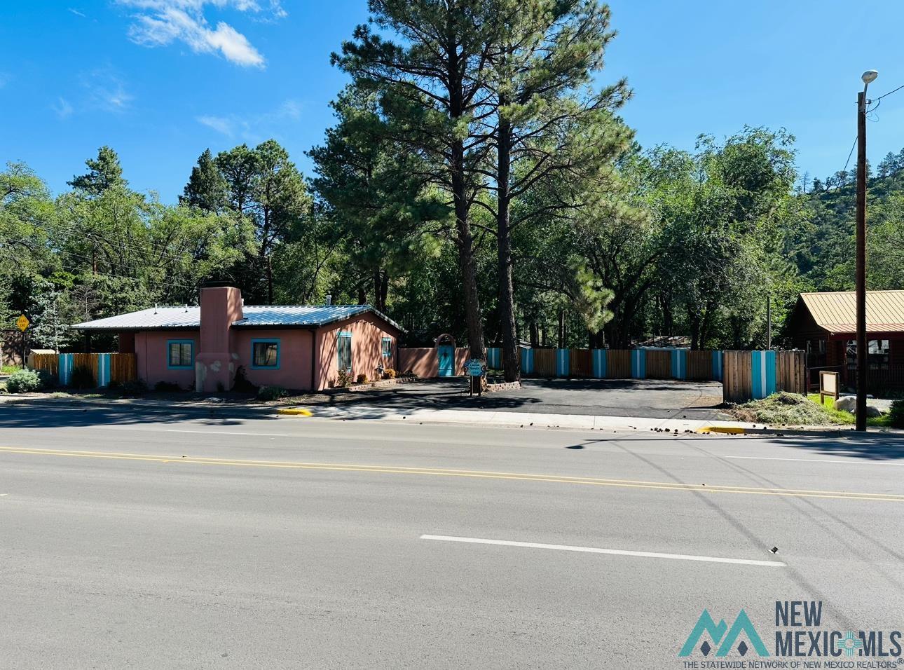 1208 Sudderth Drive, Ruidoso, New Mexico image 2