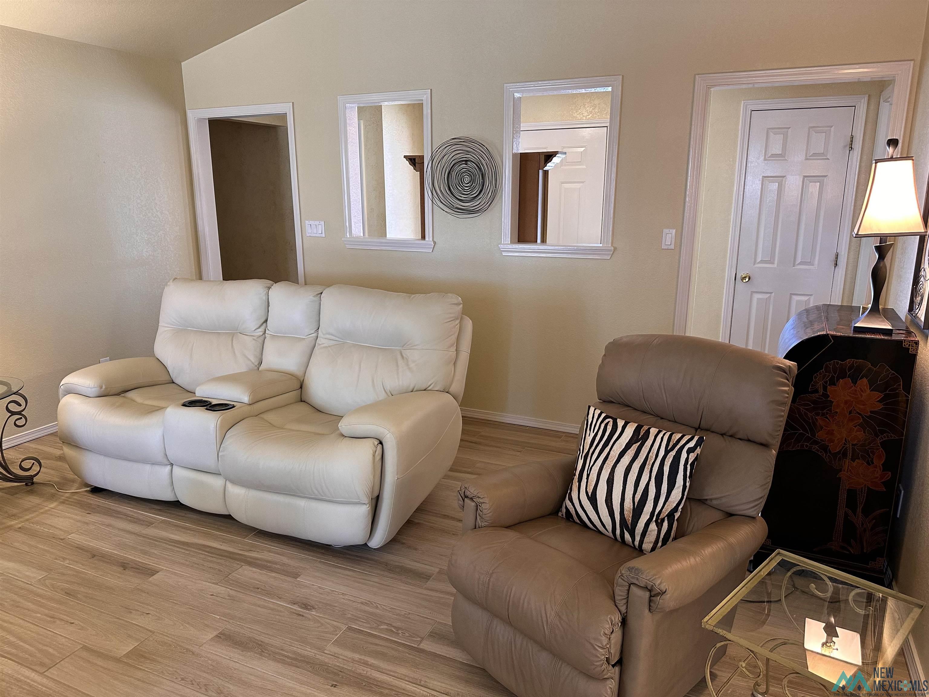1103 N Elm Avenue, Roswell, Texas image 14