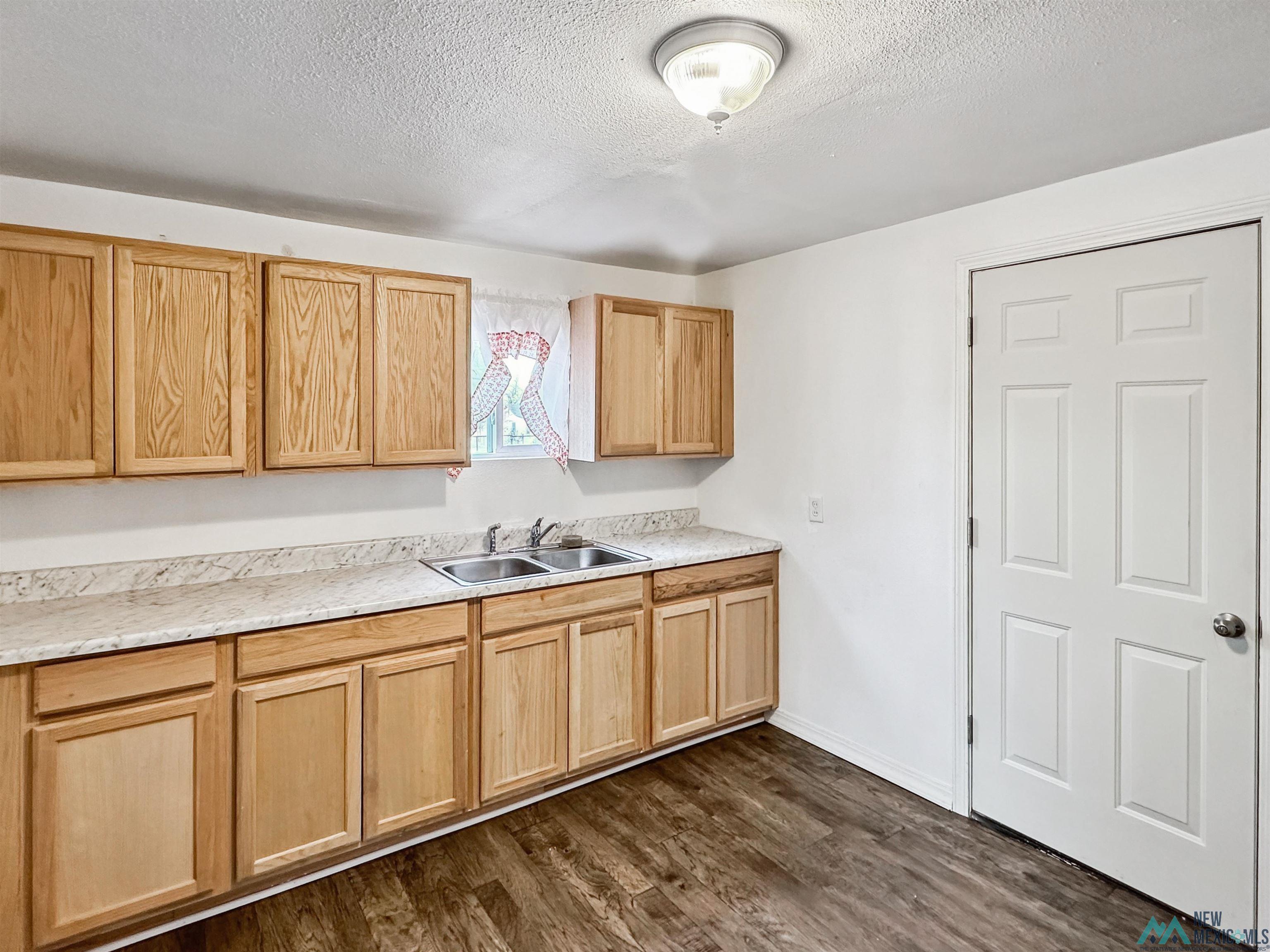 513 Laredo Street, Carlsbad, Ohio image 8