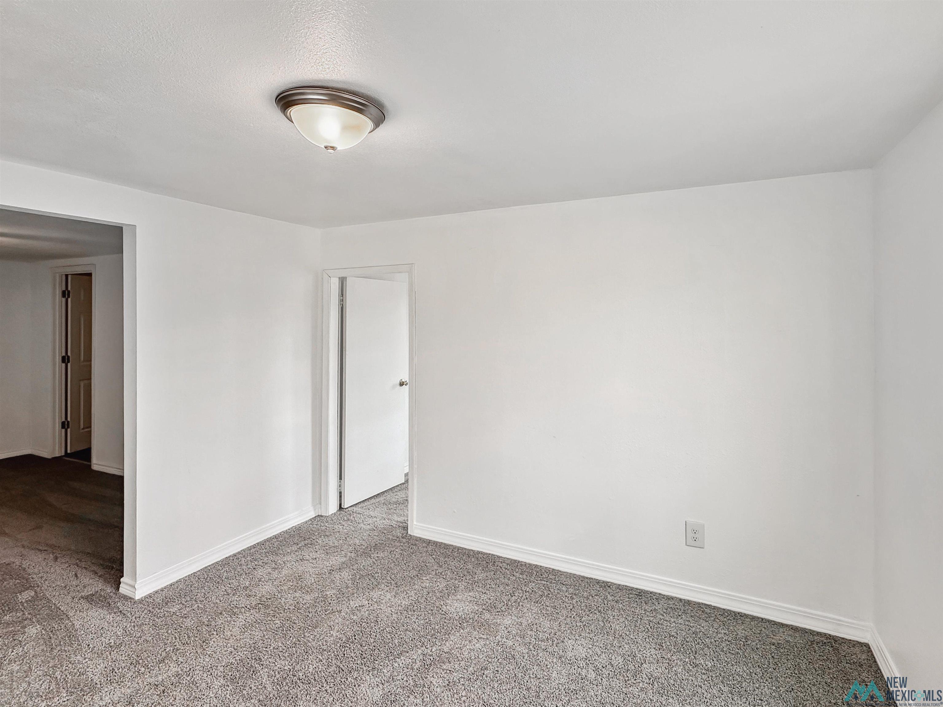 513 Laredo Street, Carlsbad, Ohio image 4