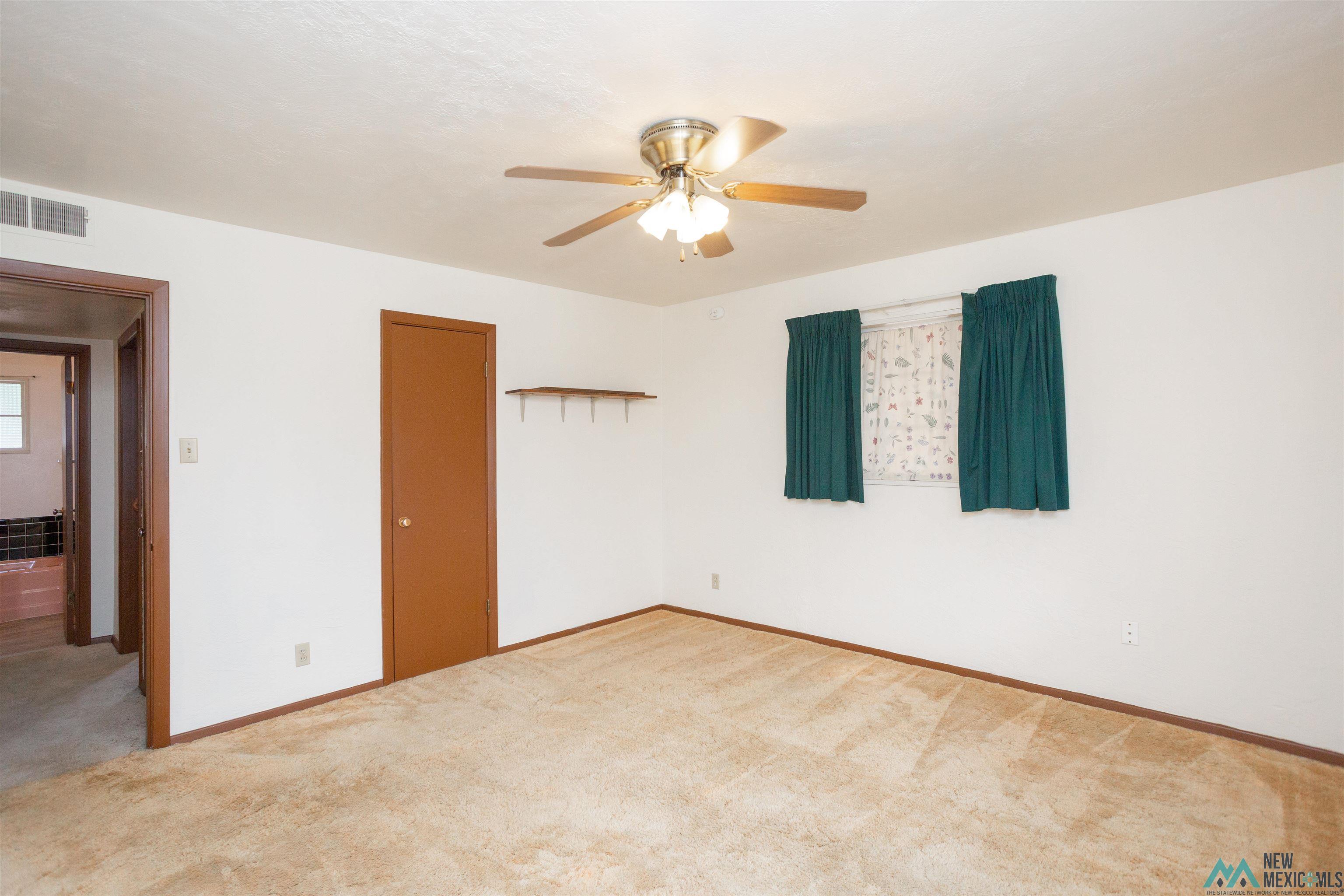 7 Pine Place, Roswell, Texas image 16