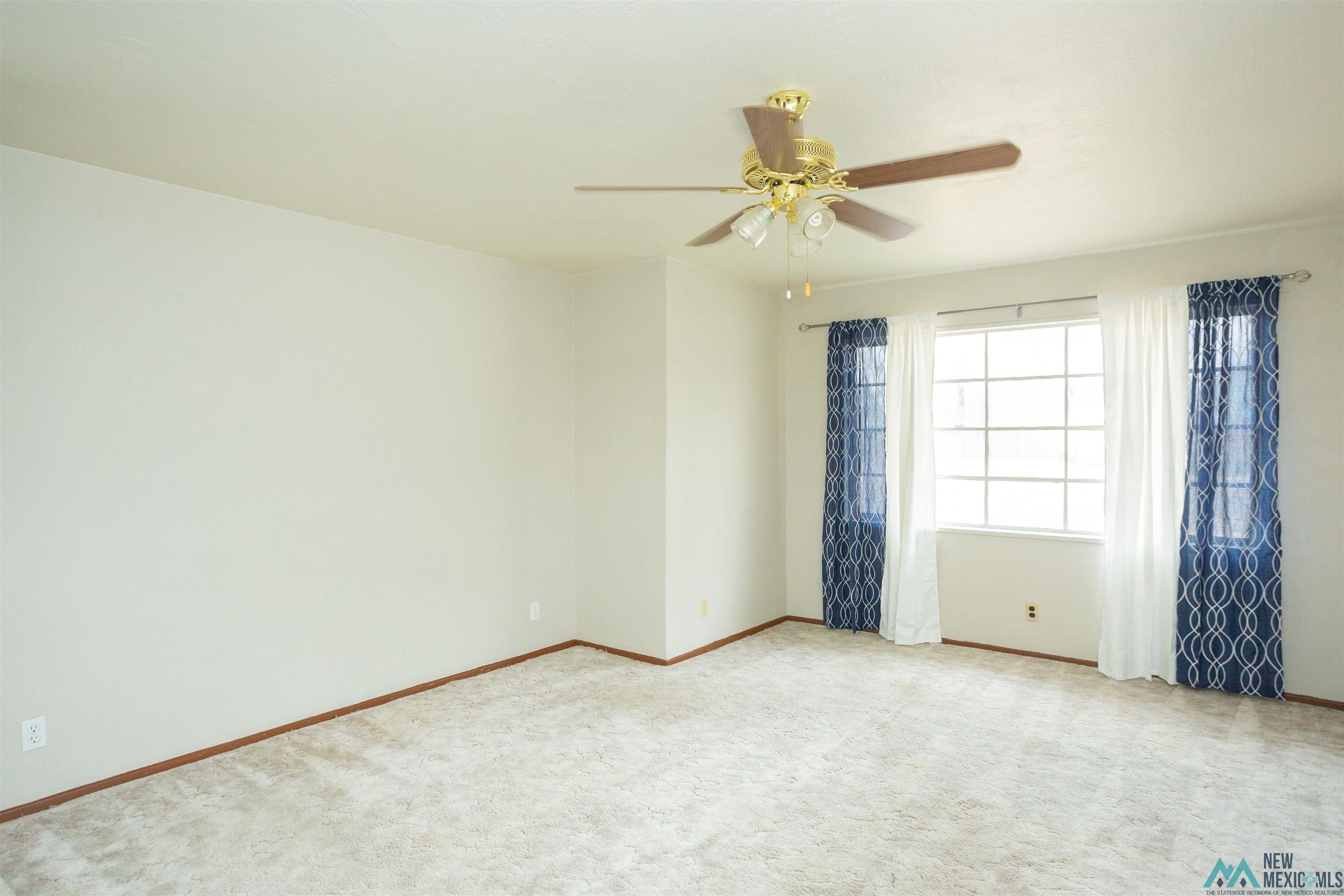 7 Pine Place, Roswell, Texas image 9
