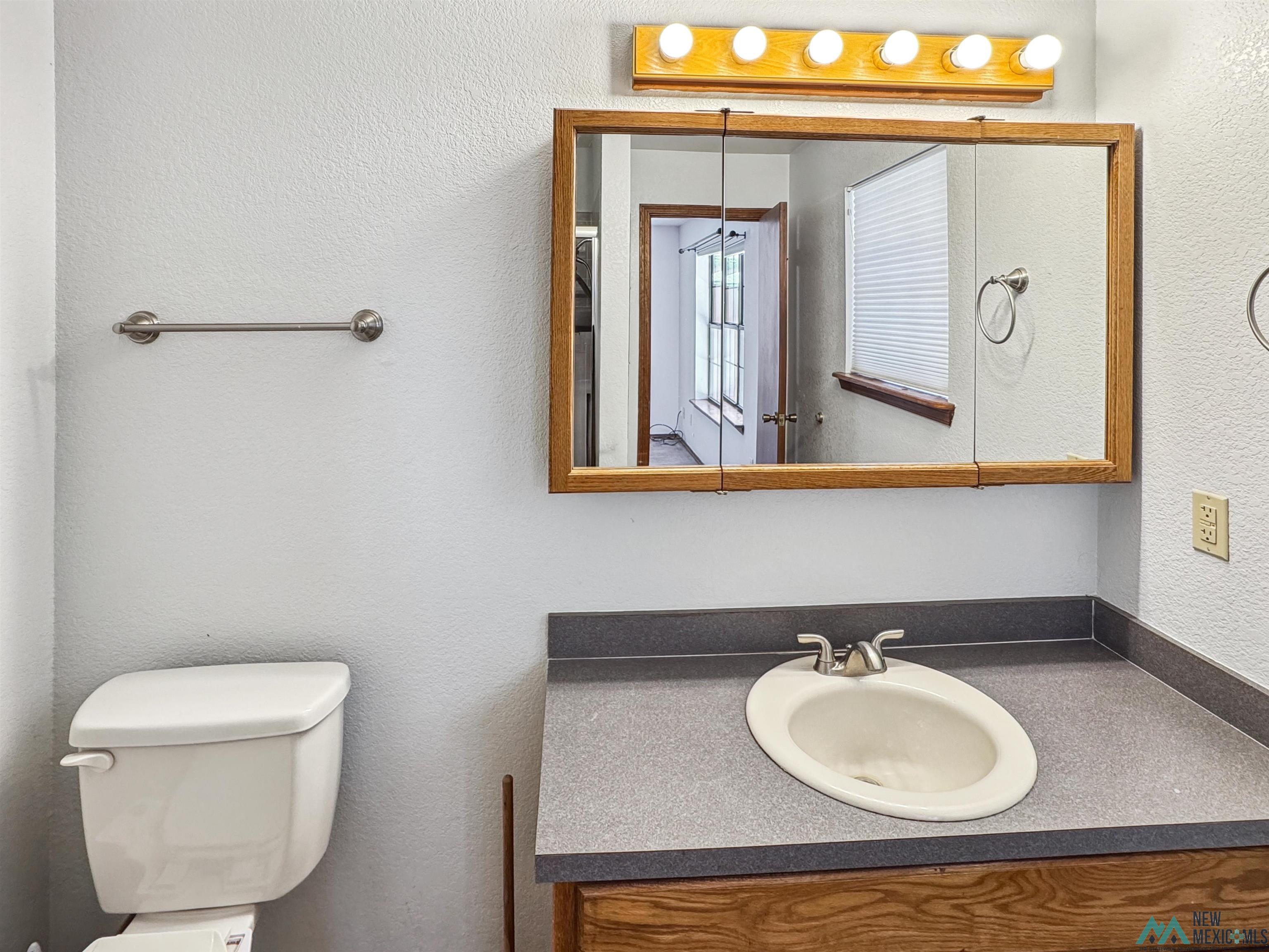 803 Latrobe Drive, Carlsbad, New Mexico image 36