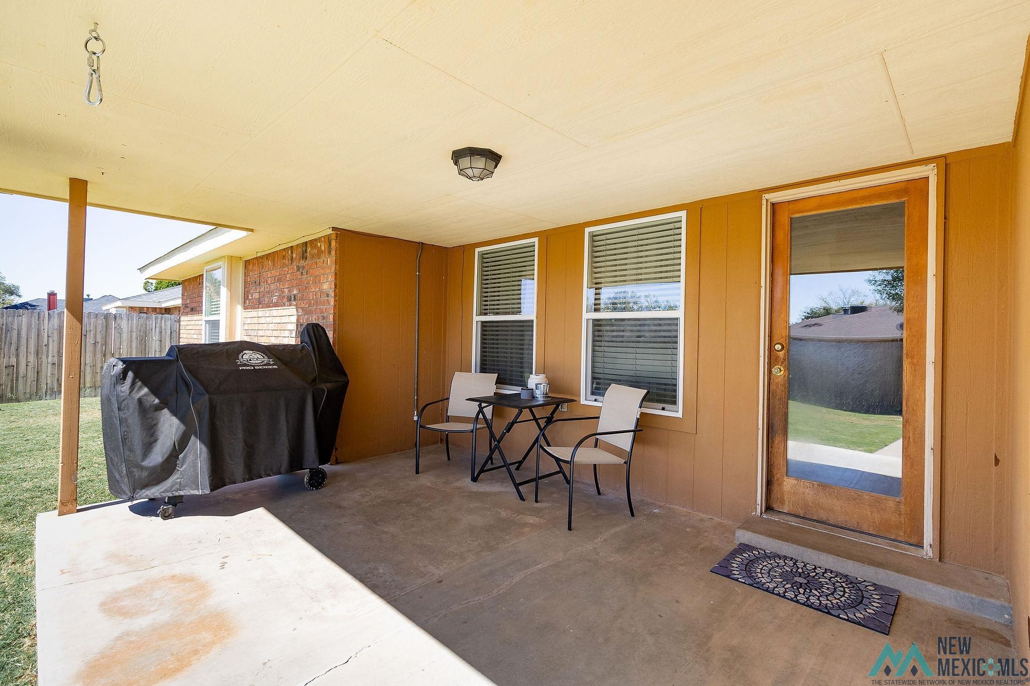 Clovis, New Mexico 88101, United States, 3 Bedrooms Bedrooms, ,2 BathroomsBathrooms,Residential,Pending,41481