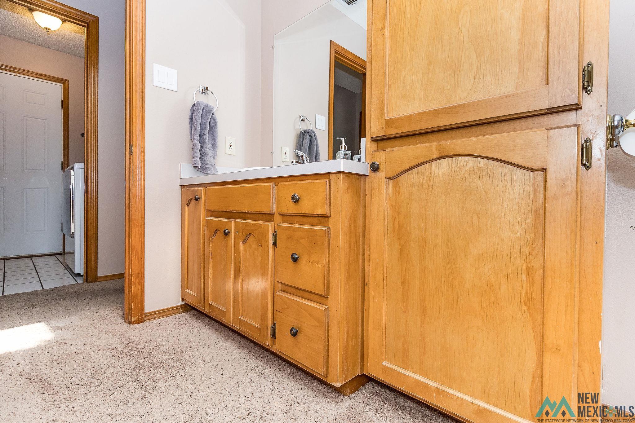 Clovis, New Mexico 88101, United States, 3 Bedrooms Bedrooms, ,2 BathroomsBathrooms,Residential,Pending,41481