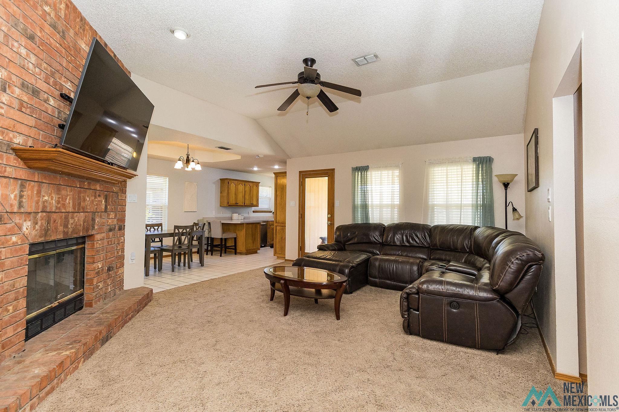 Clovis, New Mexico 88101, United States, 3 Bedrooms Bedrooms, ,2 BathroomsBathrooms,Residential,Pending,41481