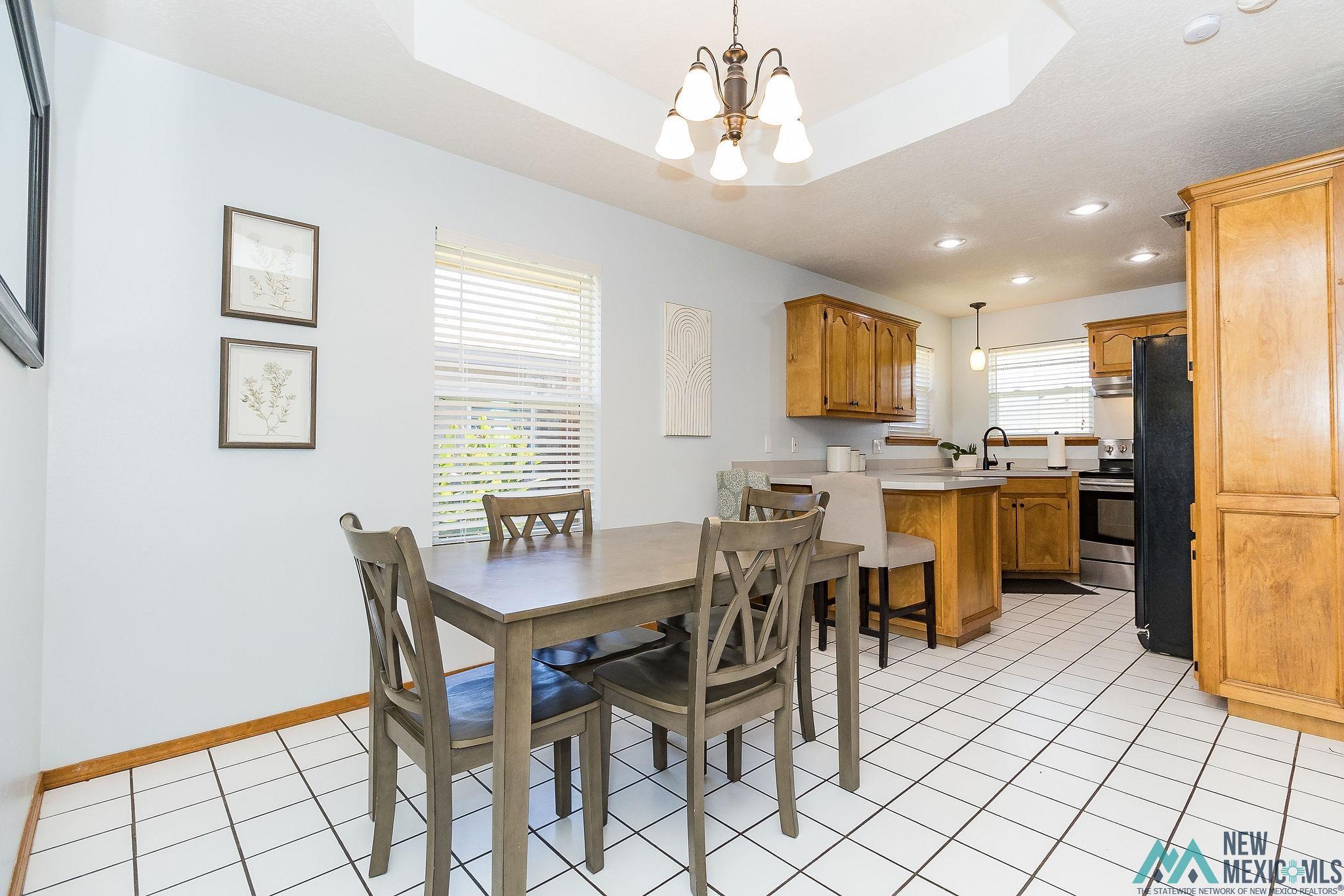 Clovis, New Mexico 88101, United States, 3 Bedrooms Bedrooms, ,2 BathroomsBathrooms,Residential,Pending,41481