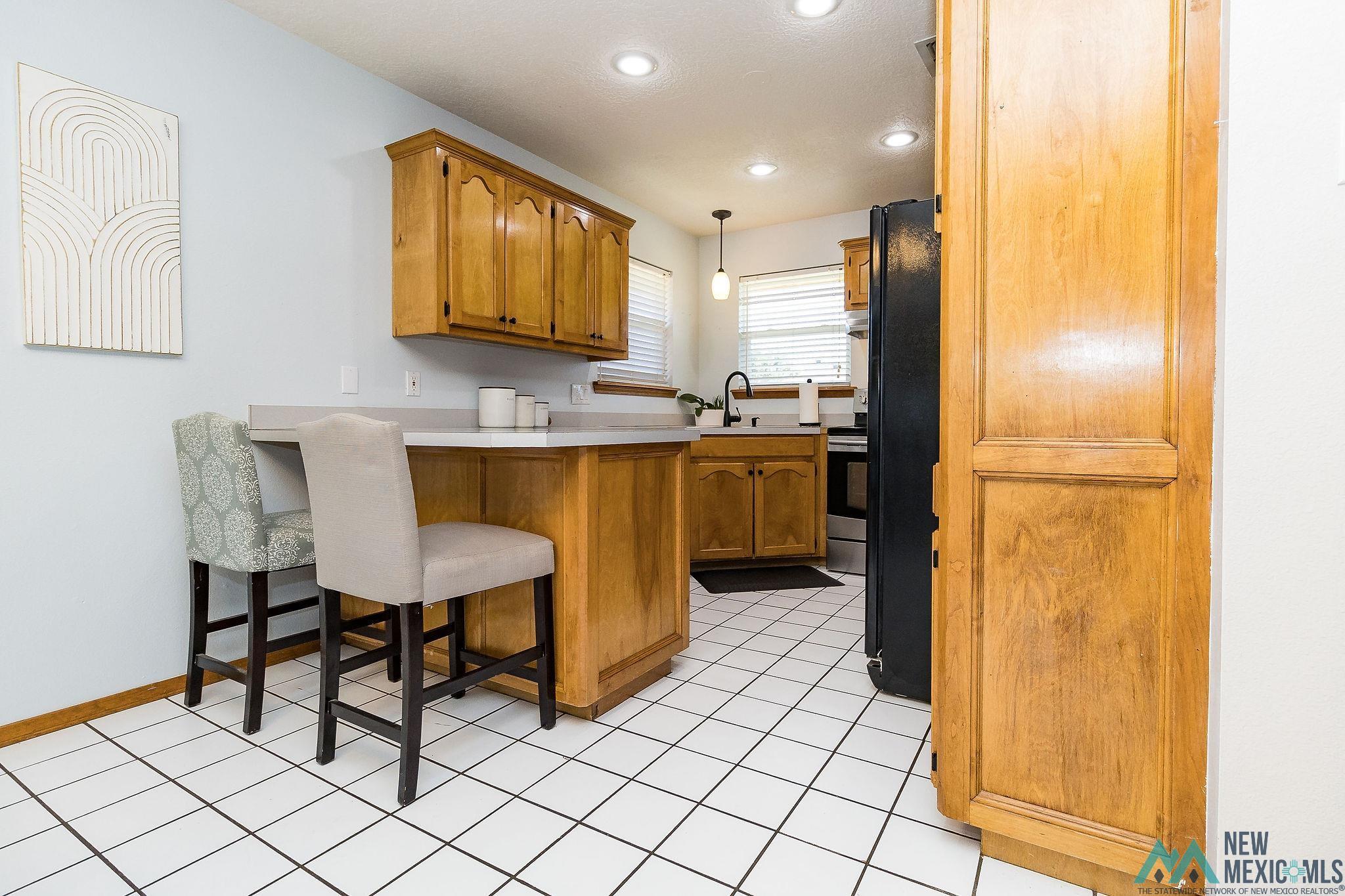 Clovis, New Mexico 88101, United States, 3 Bedrooms Bedrooms, ,2 BathroomsBathrooms,Residential,Pending,41481