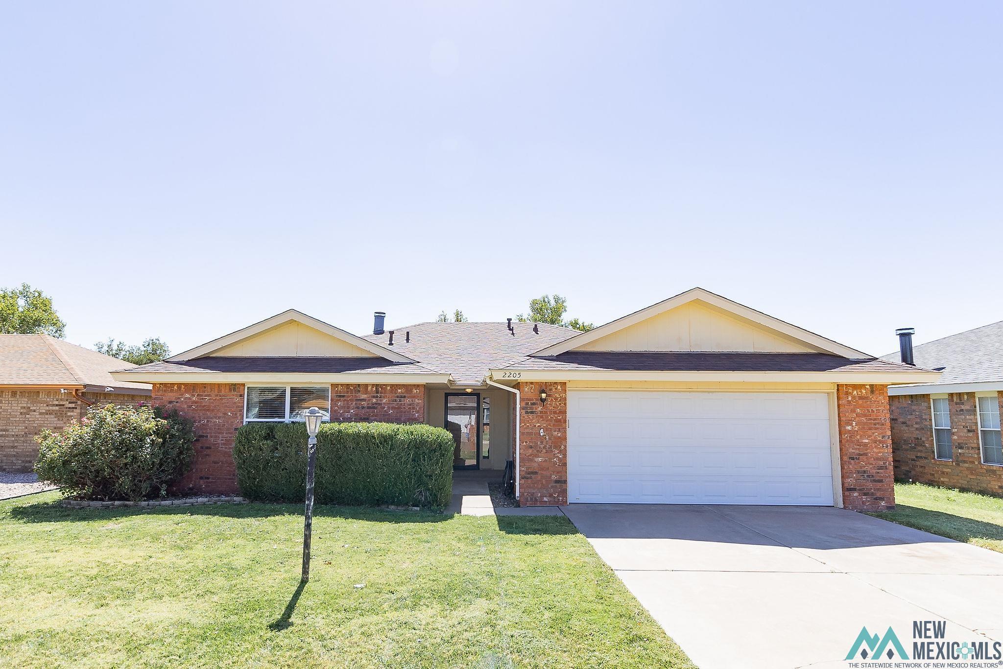 Clovis, New Mexico 88101, United States, 3 Bedrooms Bedrooms, ,2 BathroomsBathrooms,Residential,Pending,41481