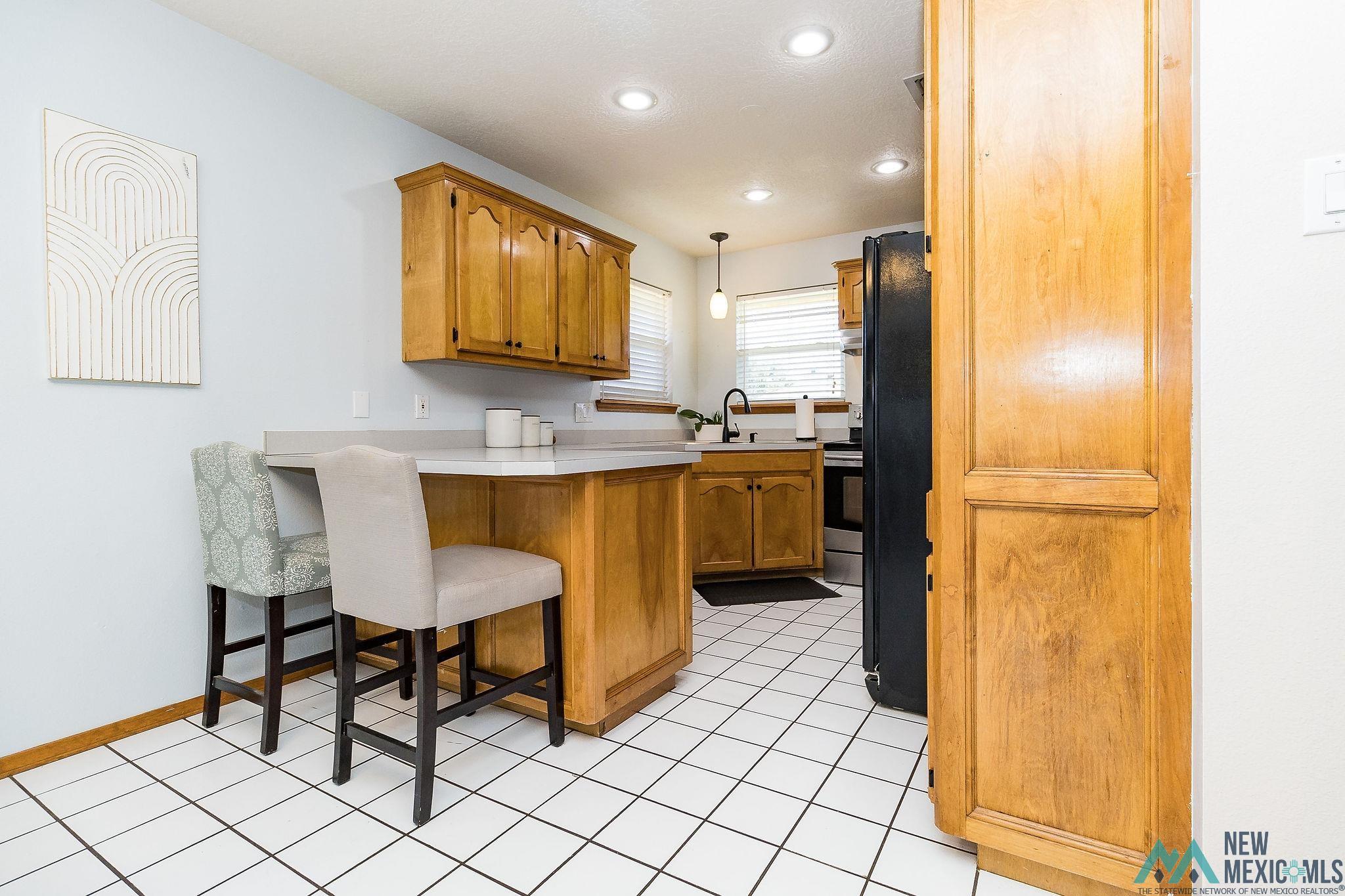 Clovis, New Mexico 88101, United States, 3 Bedrooms Bedrooms, ,2 BathroomsBathrooms,Residential,Pending,41481