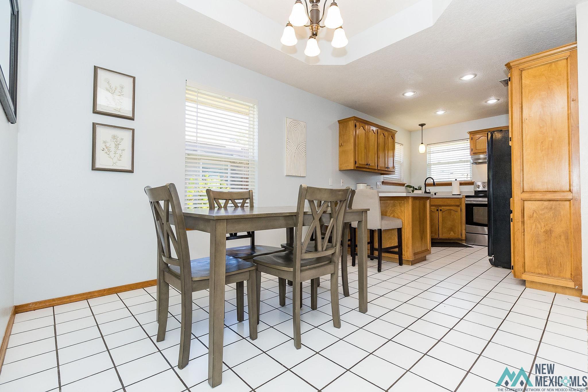 Clovis, New Mexico 88101, United States, 3 Bedrooms Bedrooms, ,2 BathroomsBathrooms,Residential,Pending,41481