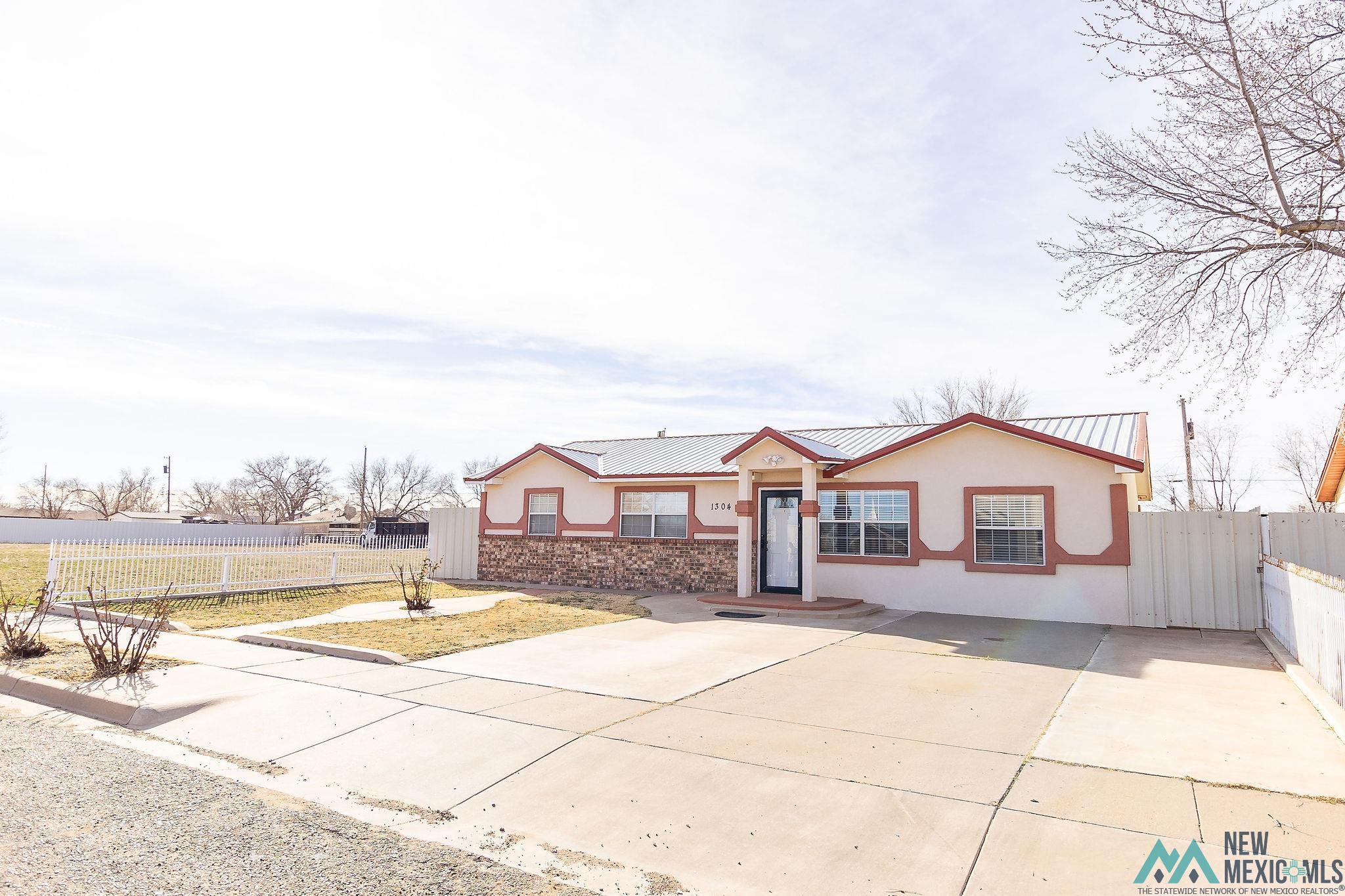 Clovis, New Mexico 88101, United States, 3 Bedrooms Bedrooms, ,1 BathroomBathrooms,Residential,Active,22974